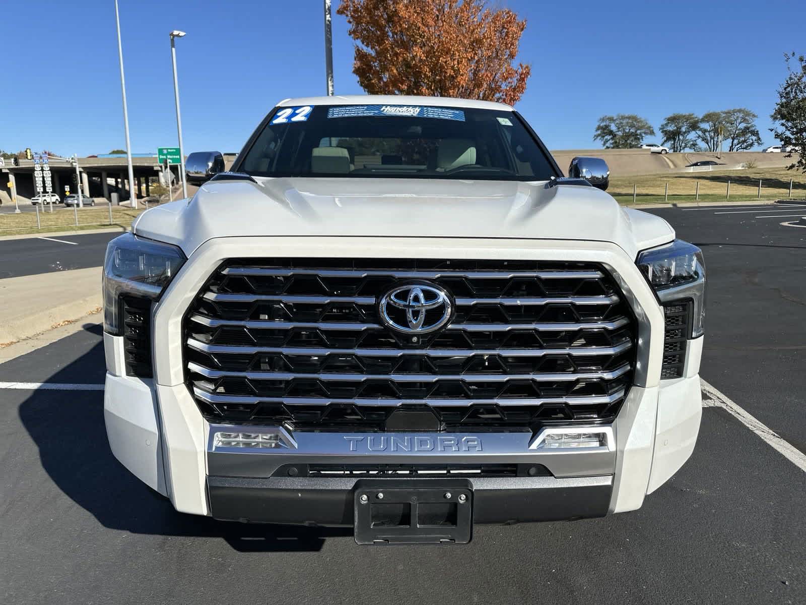 2022 Toyota Tundra Capstone Hybrid CrewMax 5.5 Bed 3