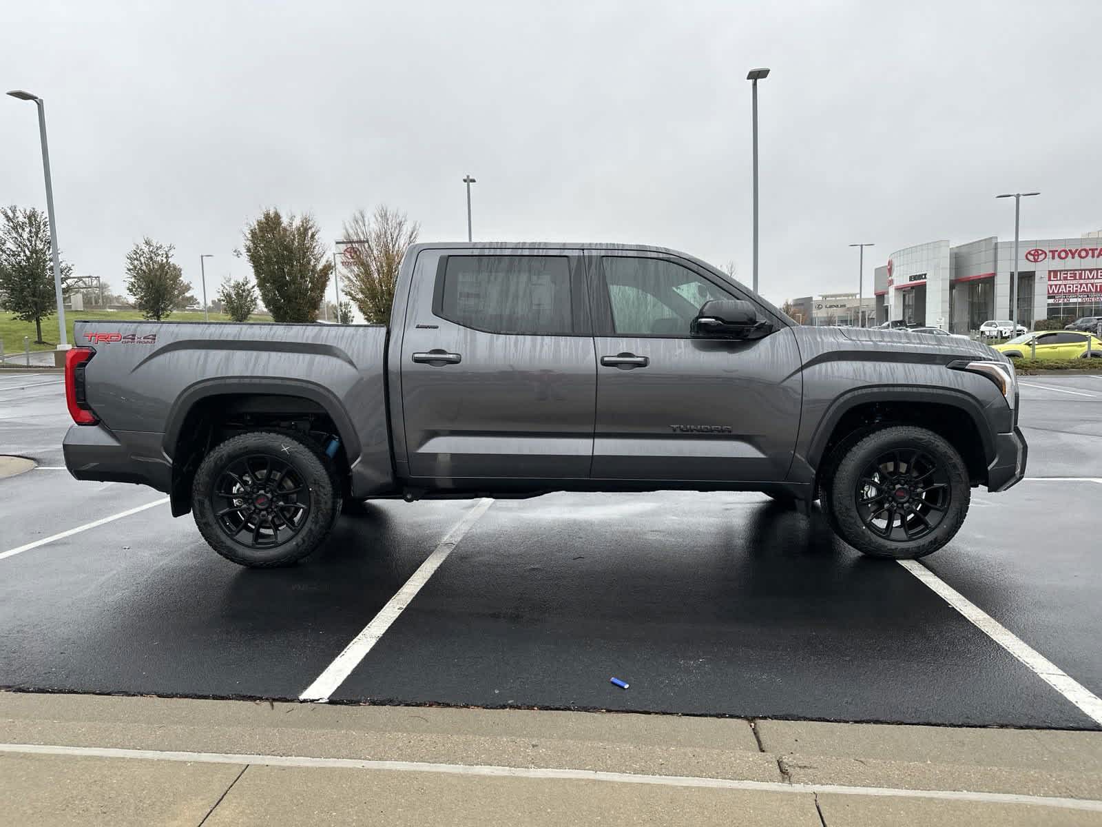 2025 Toyota Tundra Limited CrewMax 5.5 Bed 9