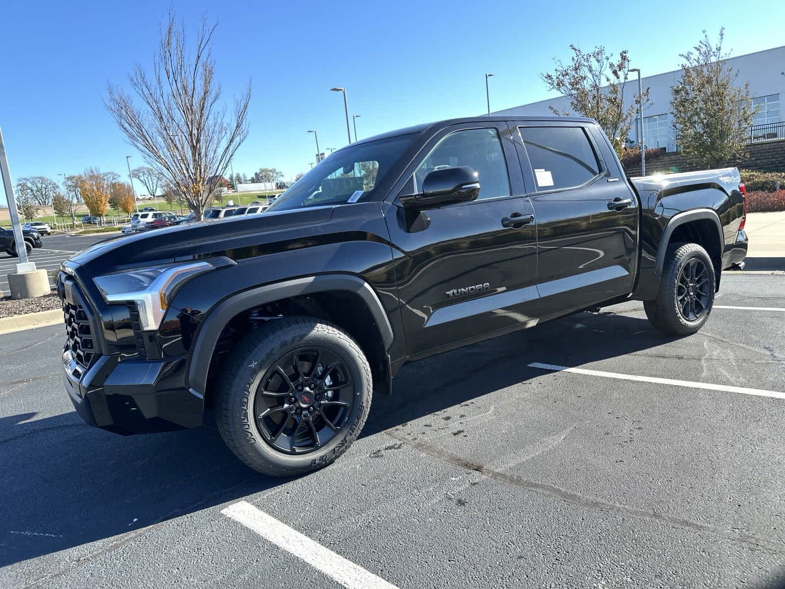 2025 Toyota Tundra Limited CrewMax 5.5 Bed 4