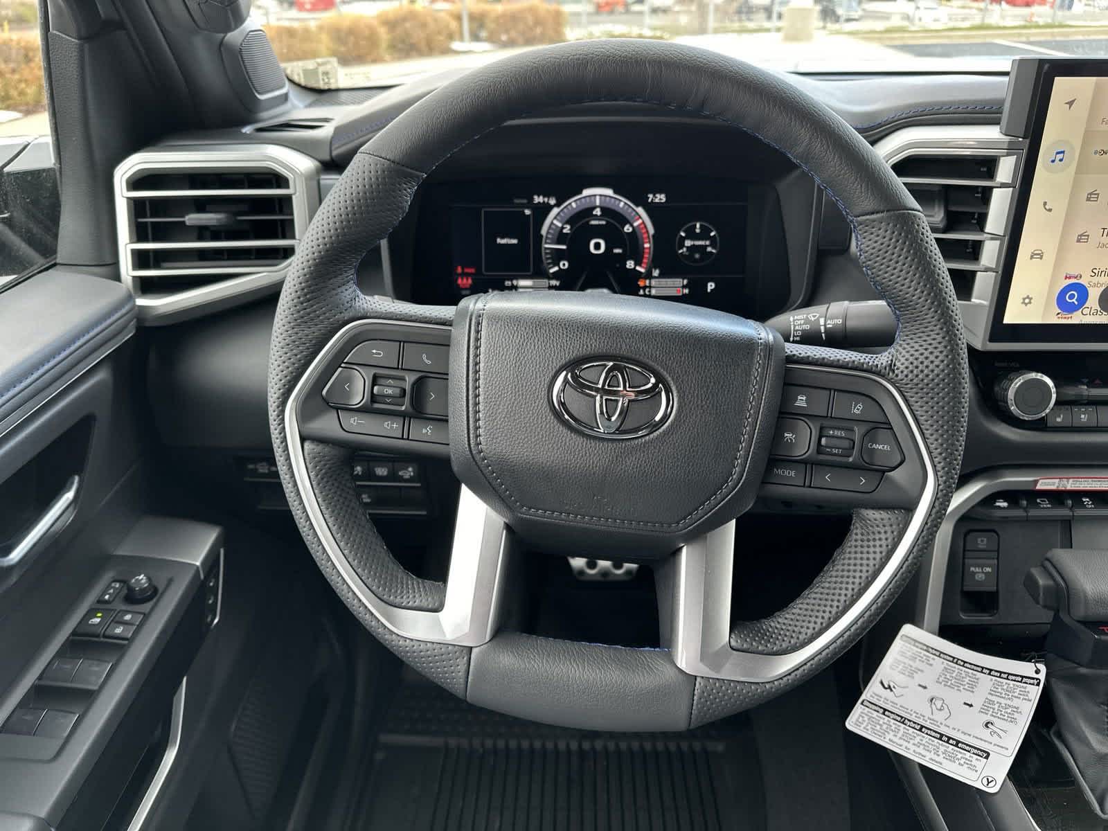 2025 Toyota Tundra Platinum CrewMax 5.5 Bed 19