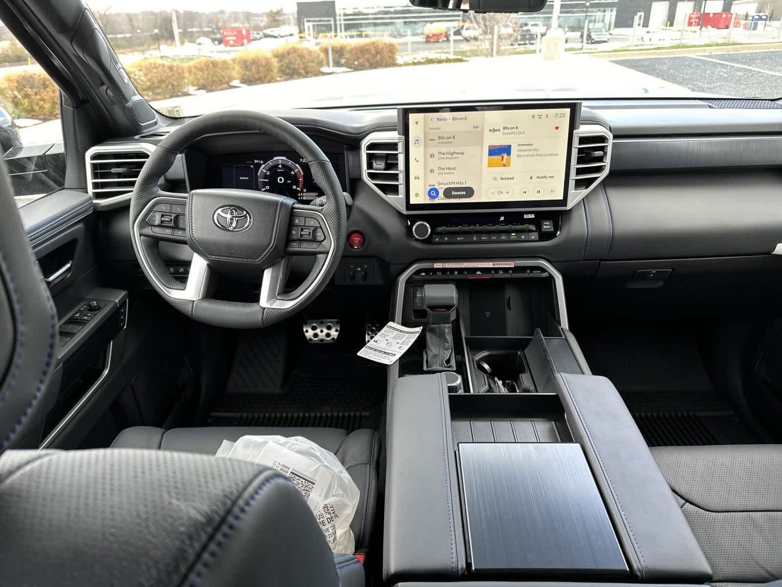 2025 Toyota Tundra Platinum CrewMax 5.5 Bed 18