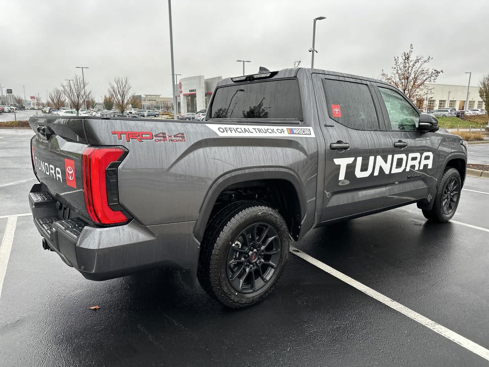 2024 Toyota Tundra Limited CrewMax 5.5 Bed 8