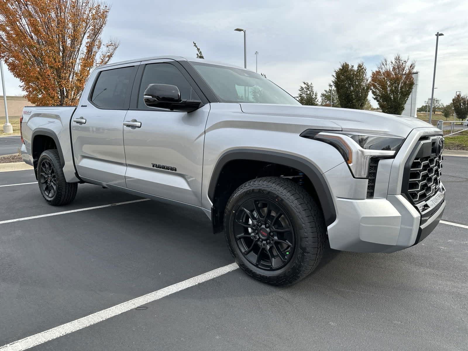 2025 Toyota Tundra Limited CrewMax 5.5 Bed 2