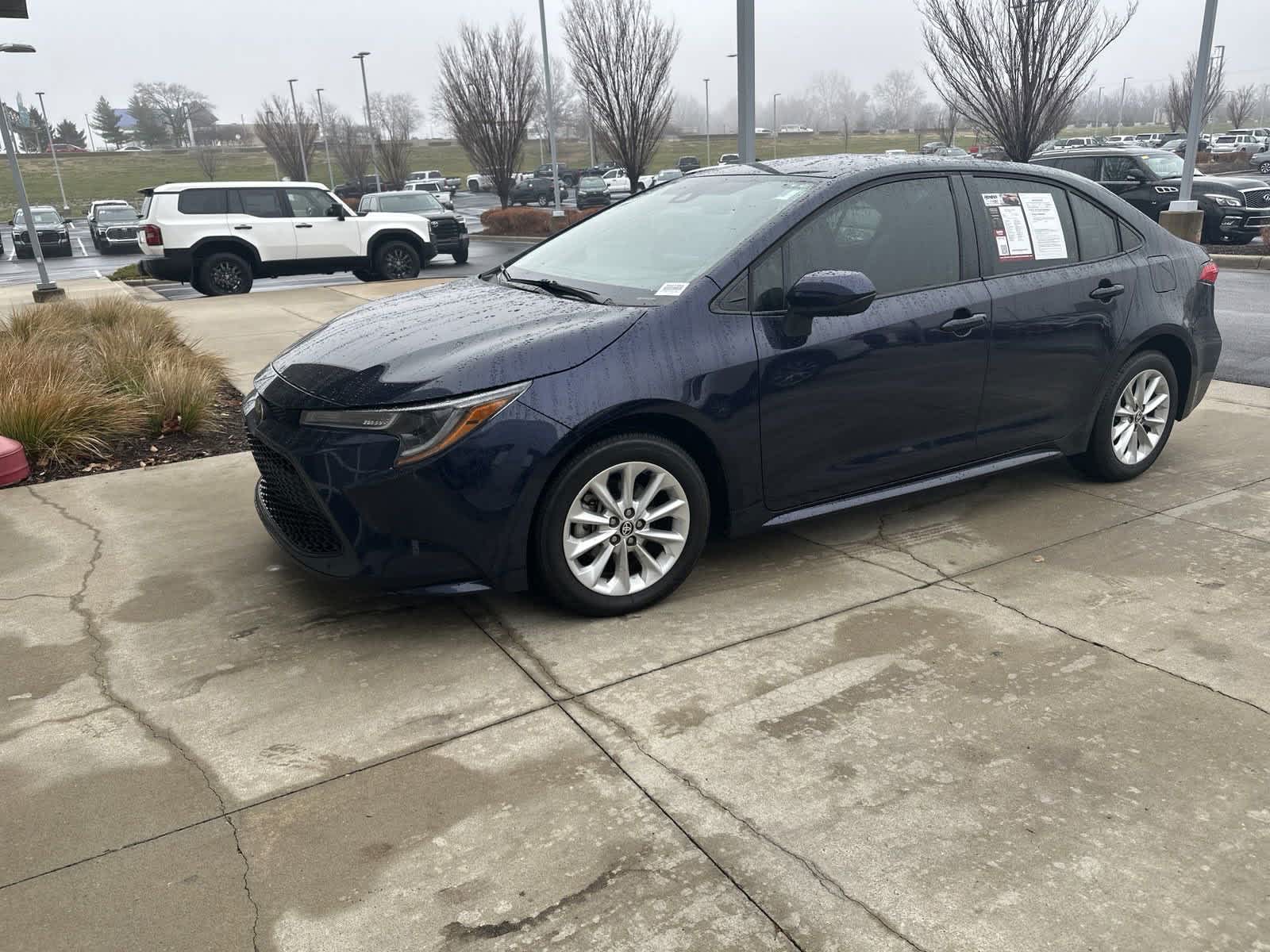 2022 Toyota Corolla LE 4