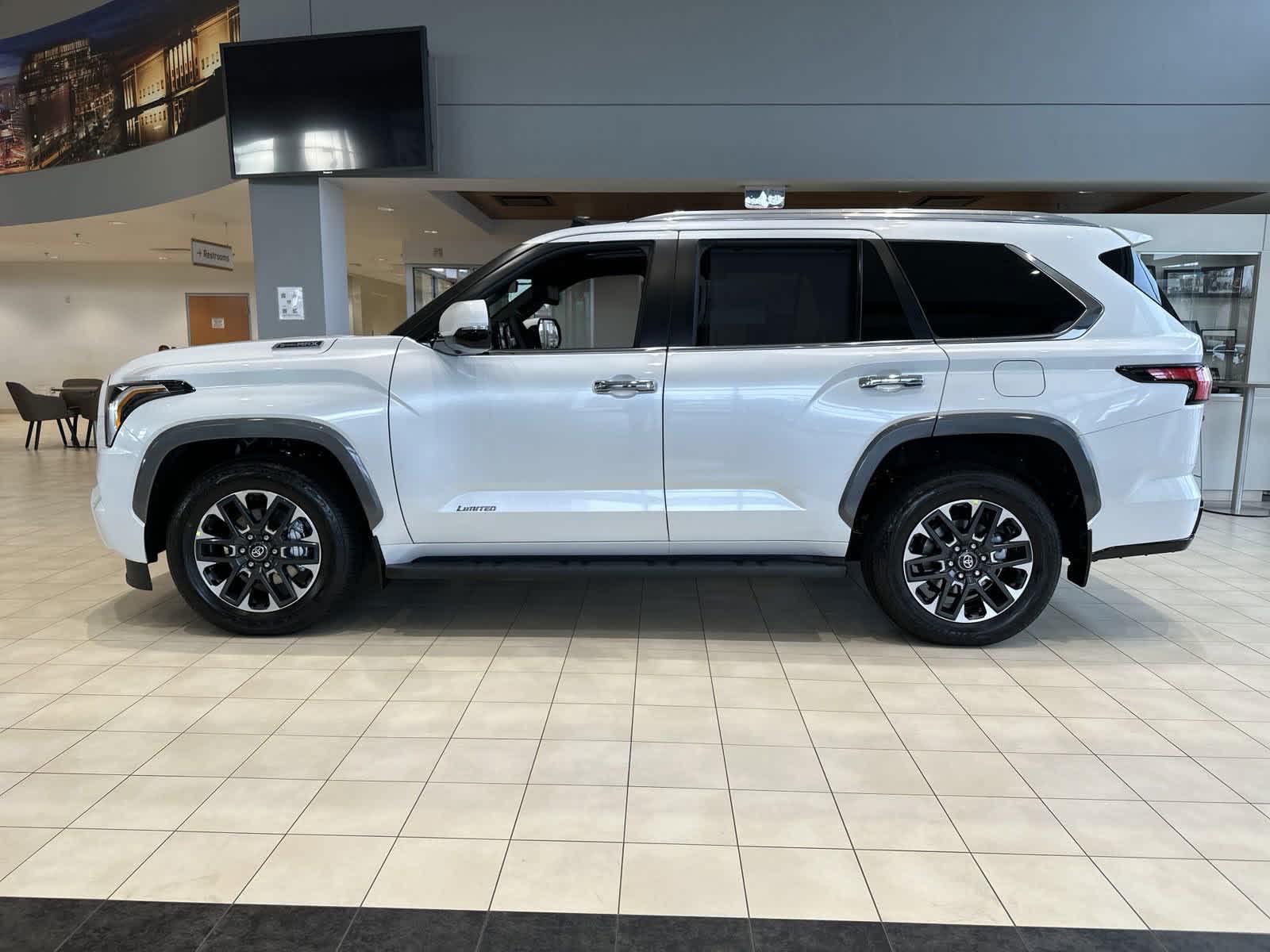 2025 Toyota Sequoia Limited 5