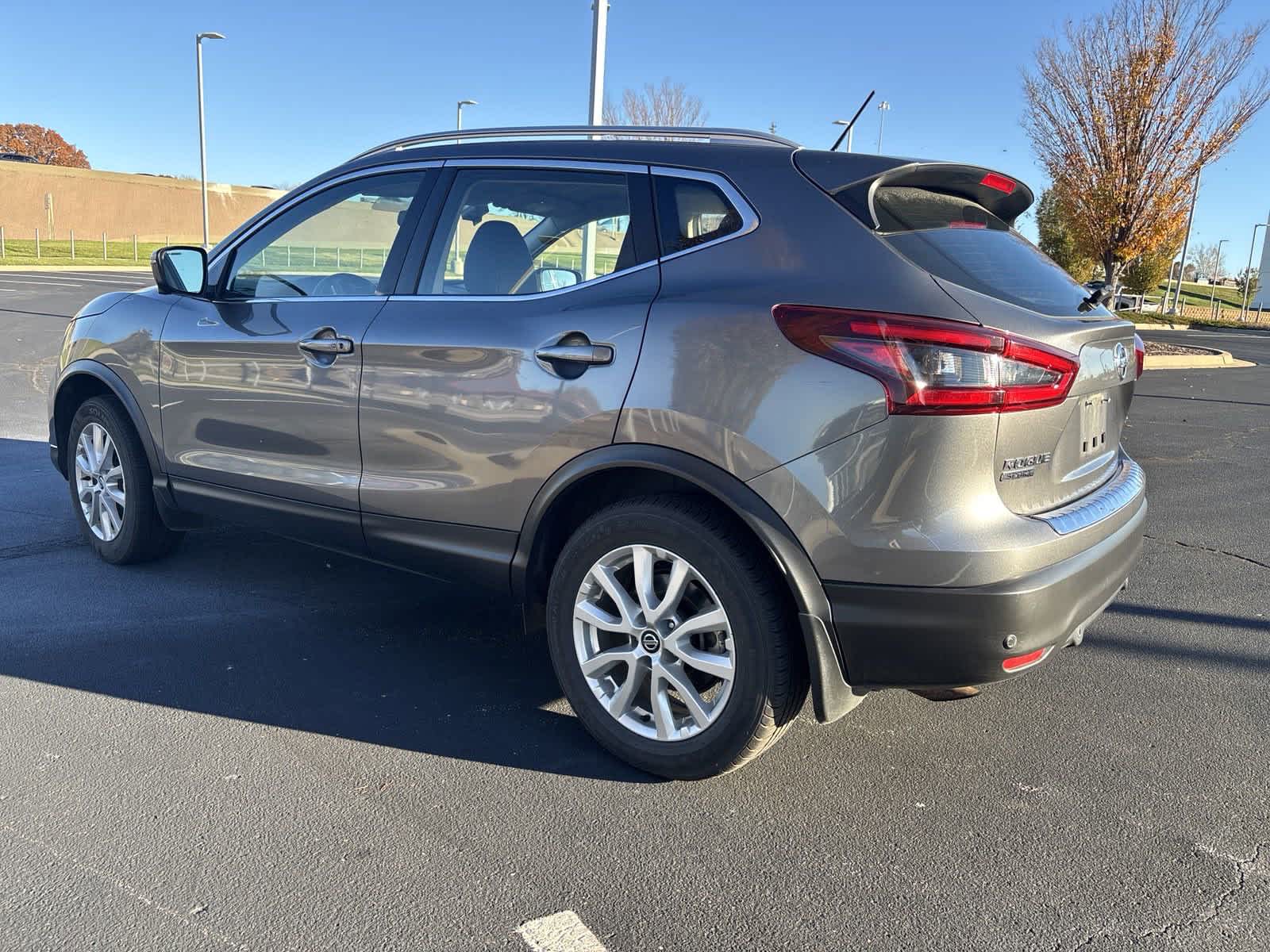 2022 Nissan Rogue Sport SV 7