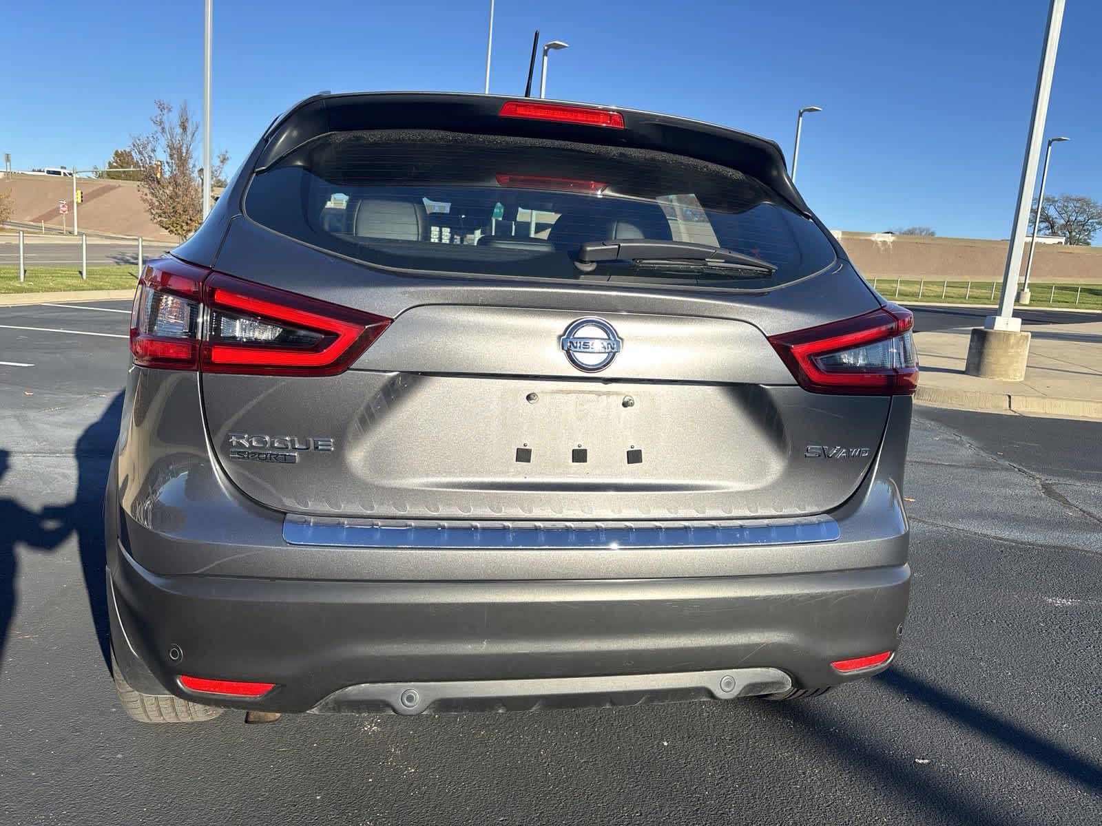 2022 Nissan Rogue Sport SV 8