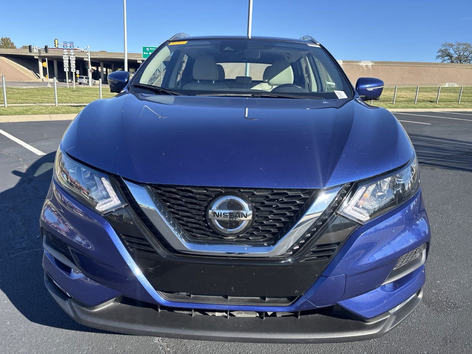 2022 Nissan Rogue Sport SV 3