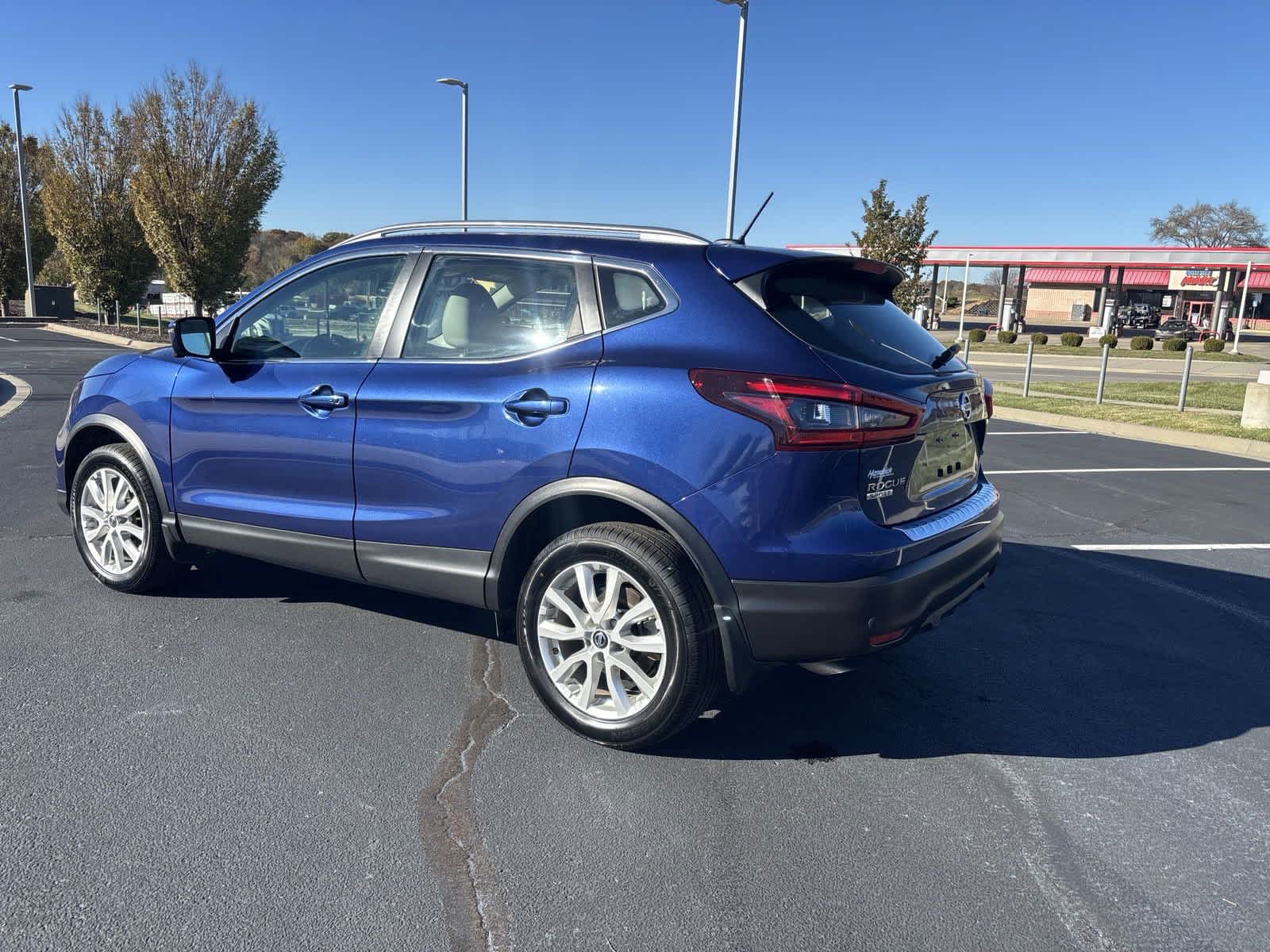 2022 Nissan Rogue Sport SV 7