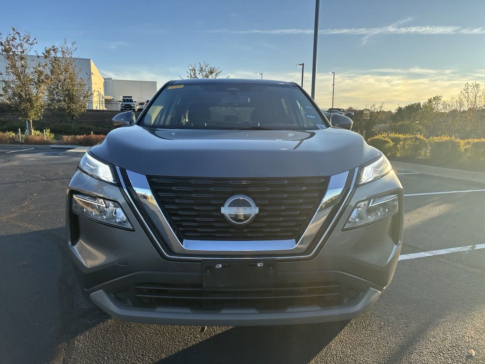 2023 Nissan Rogue SV 13