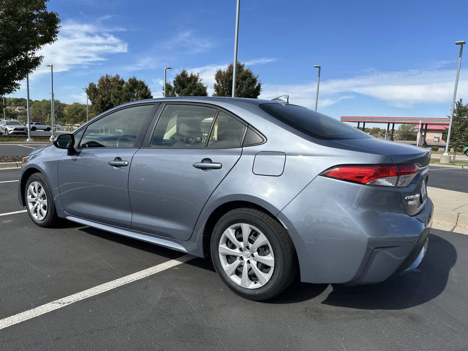 2022 Toyota Corolla LE 7