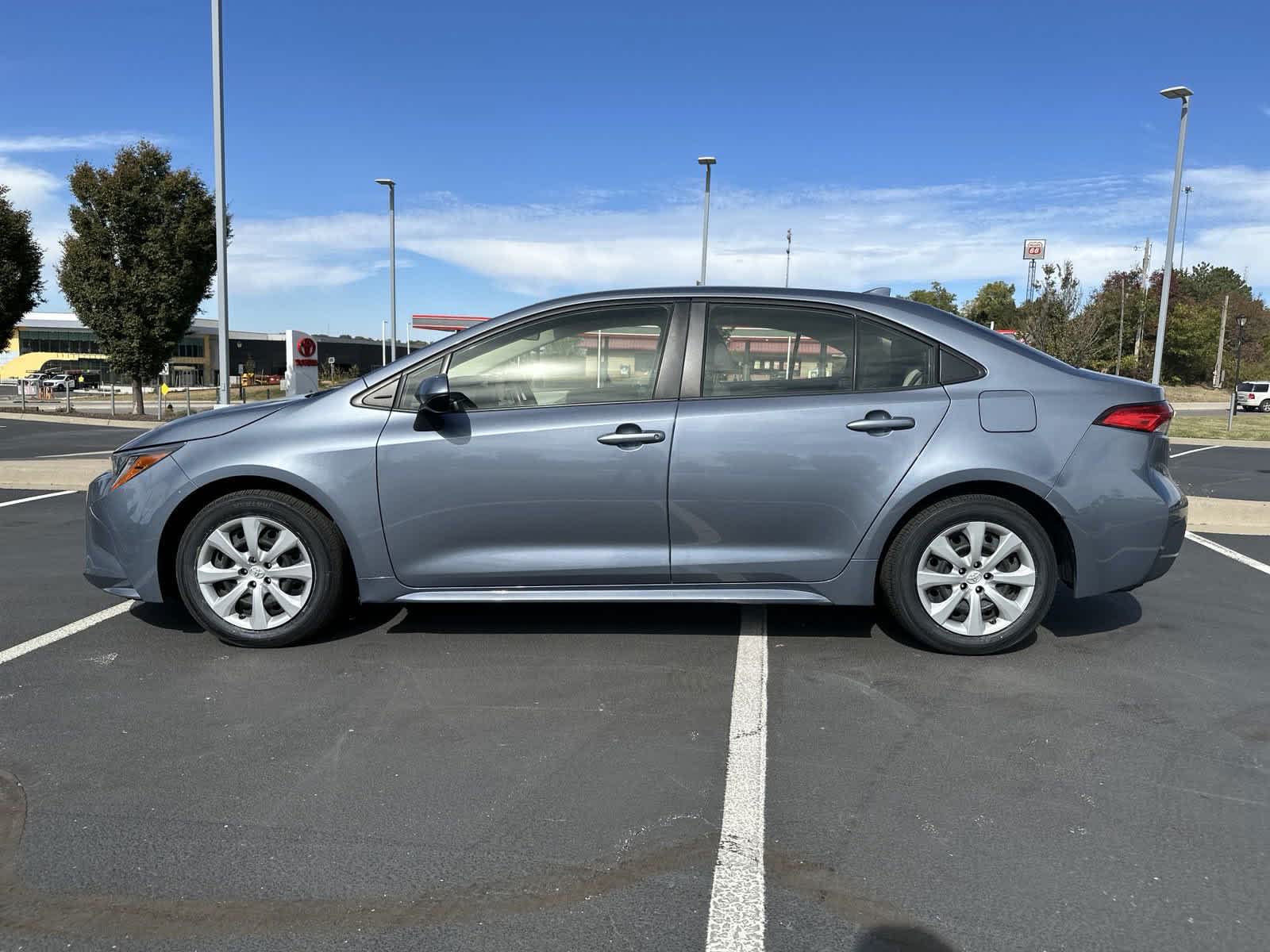 2022 Toyota Corolla LE 6