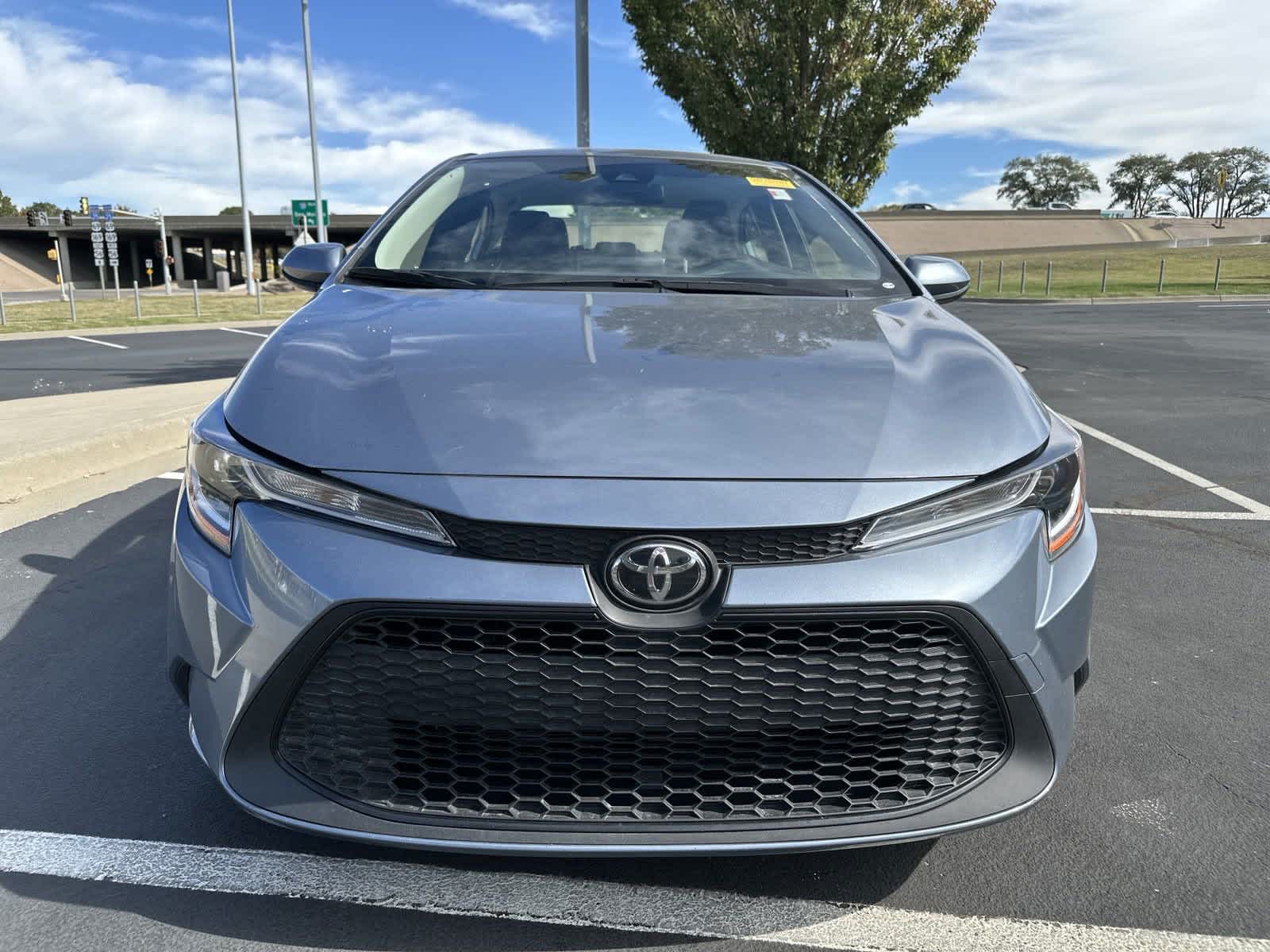 2022 Toyota Corolla LE 3