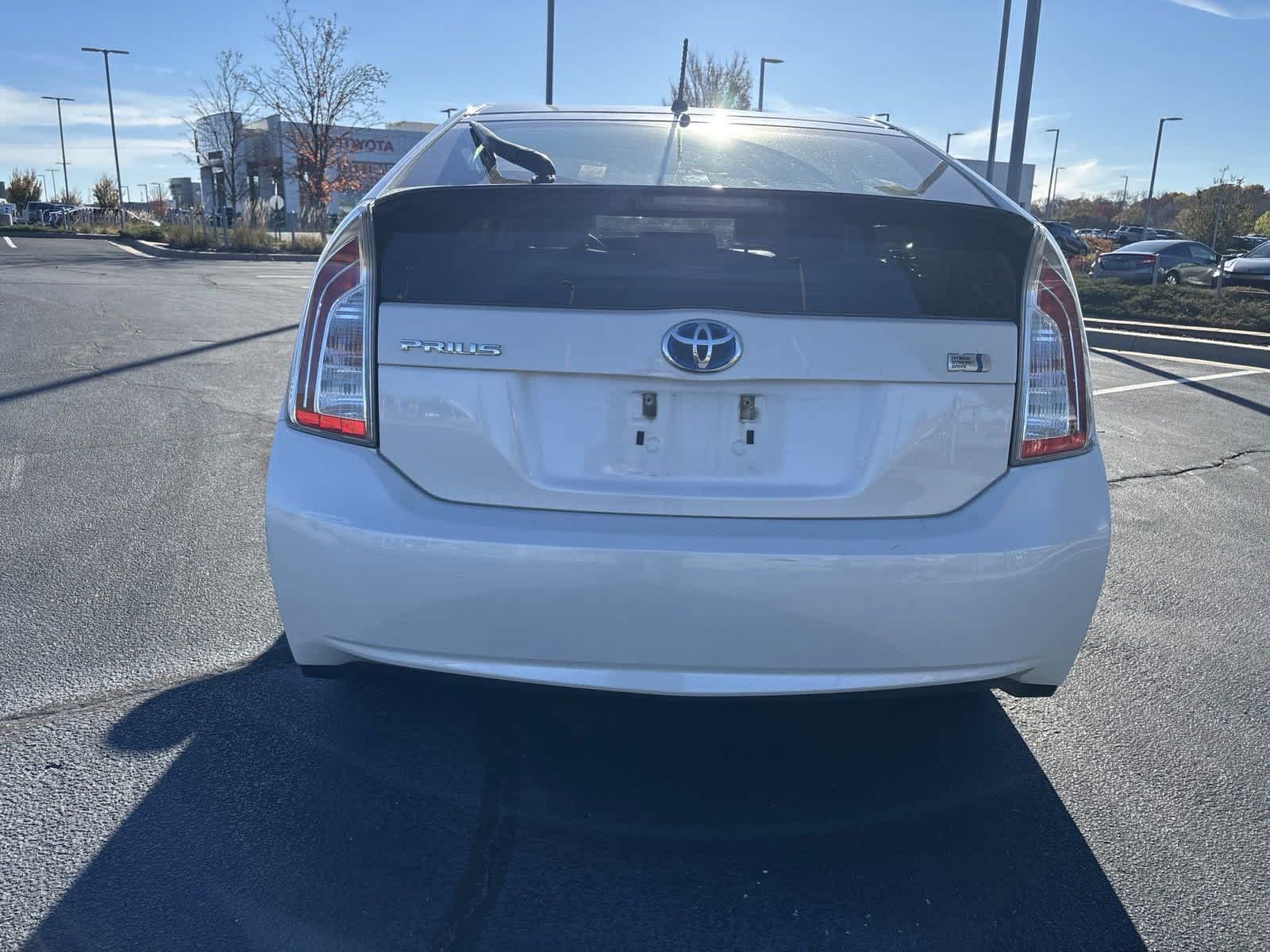 2012 Toyota Prius Two 8