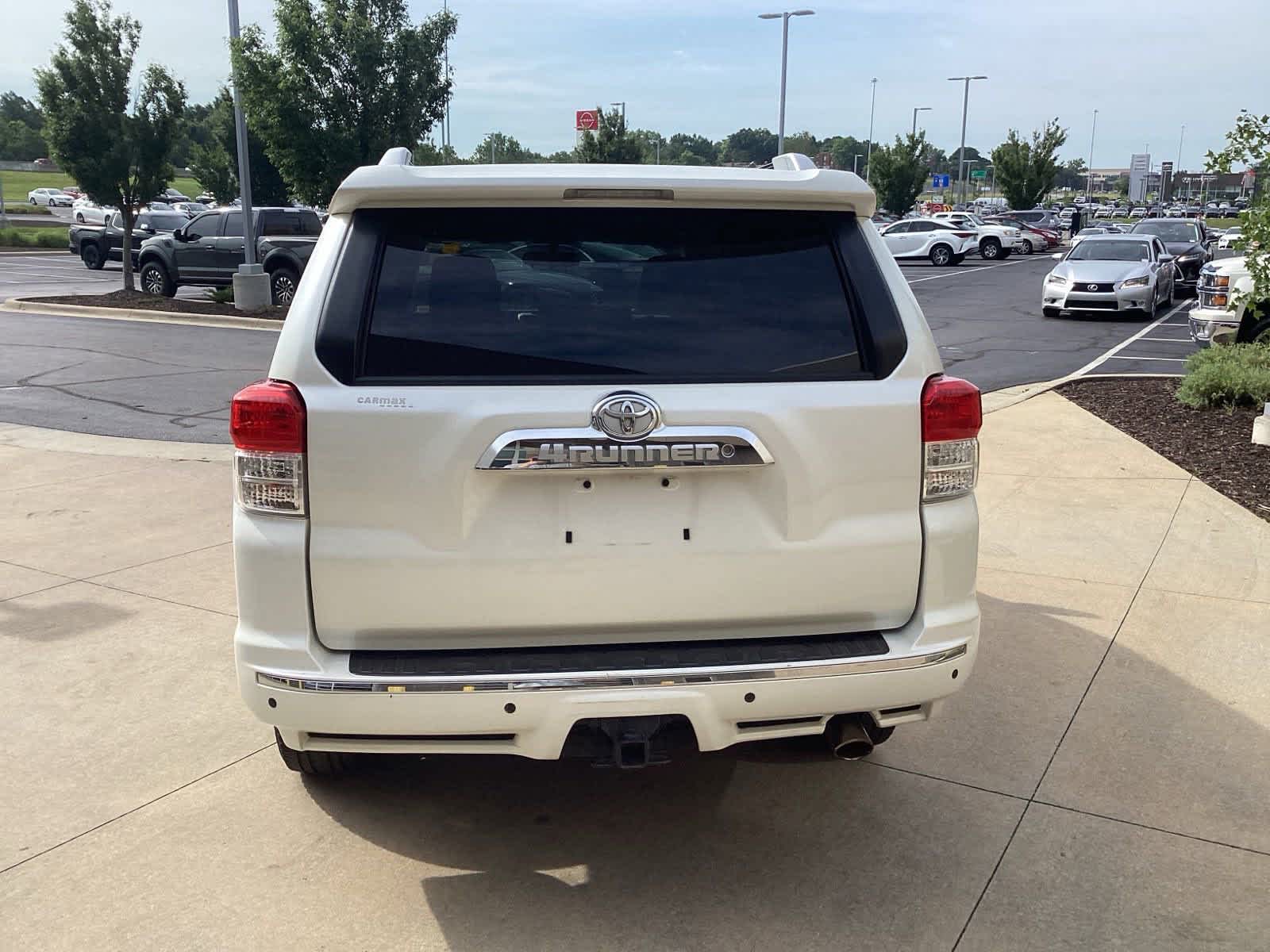 2011 Toyota 4Runner SR5 8