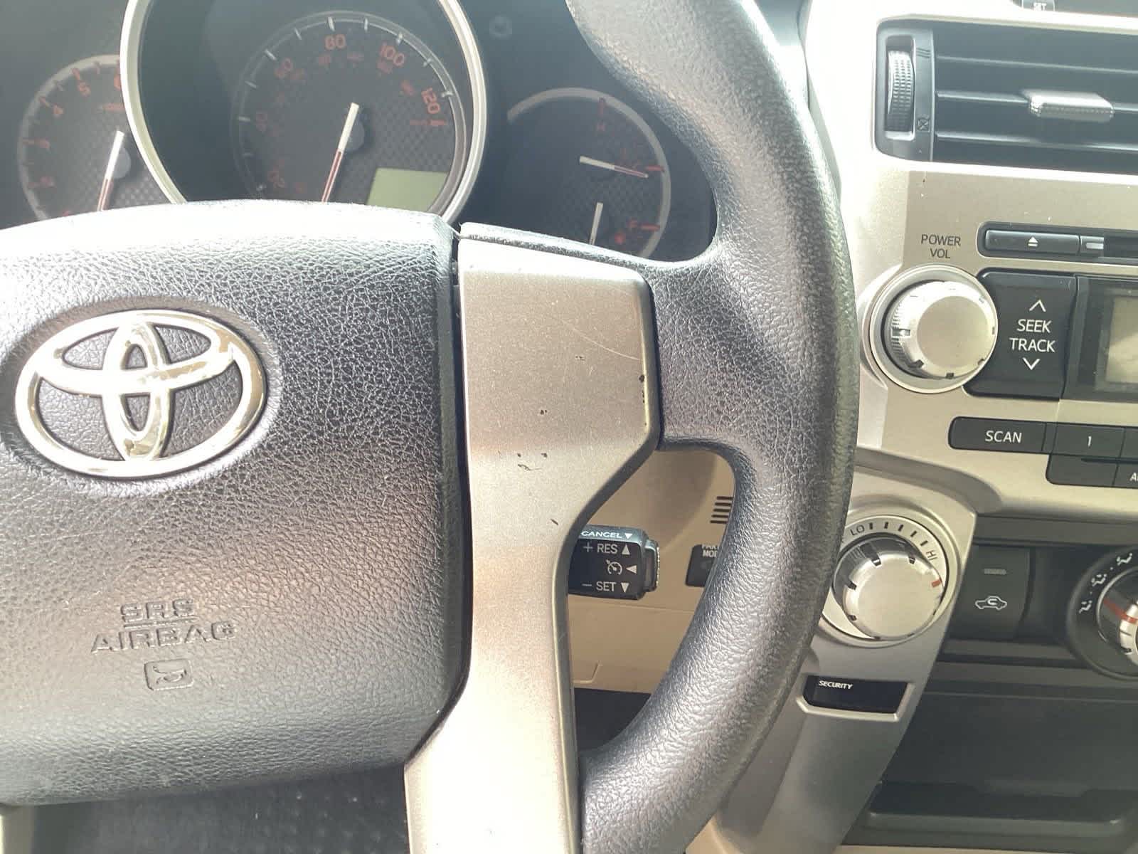 2011 Toyota 4Runner SR5 19