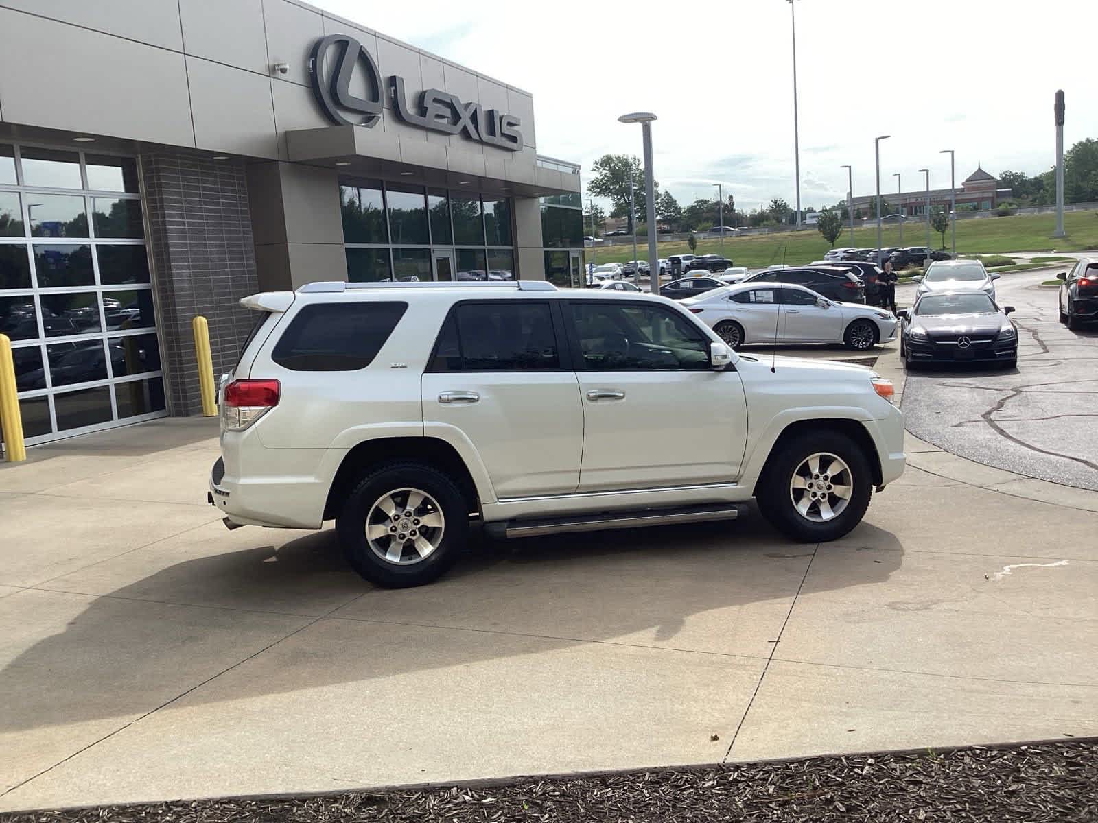 2011 Toyota 4Runner SR5 10