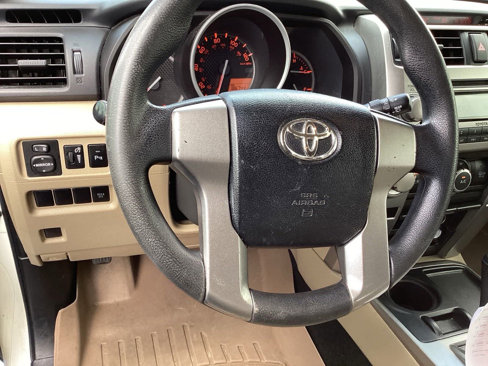 2011 Toyota 4Runner SR5 17