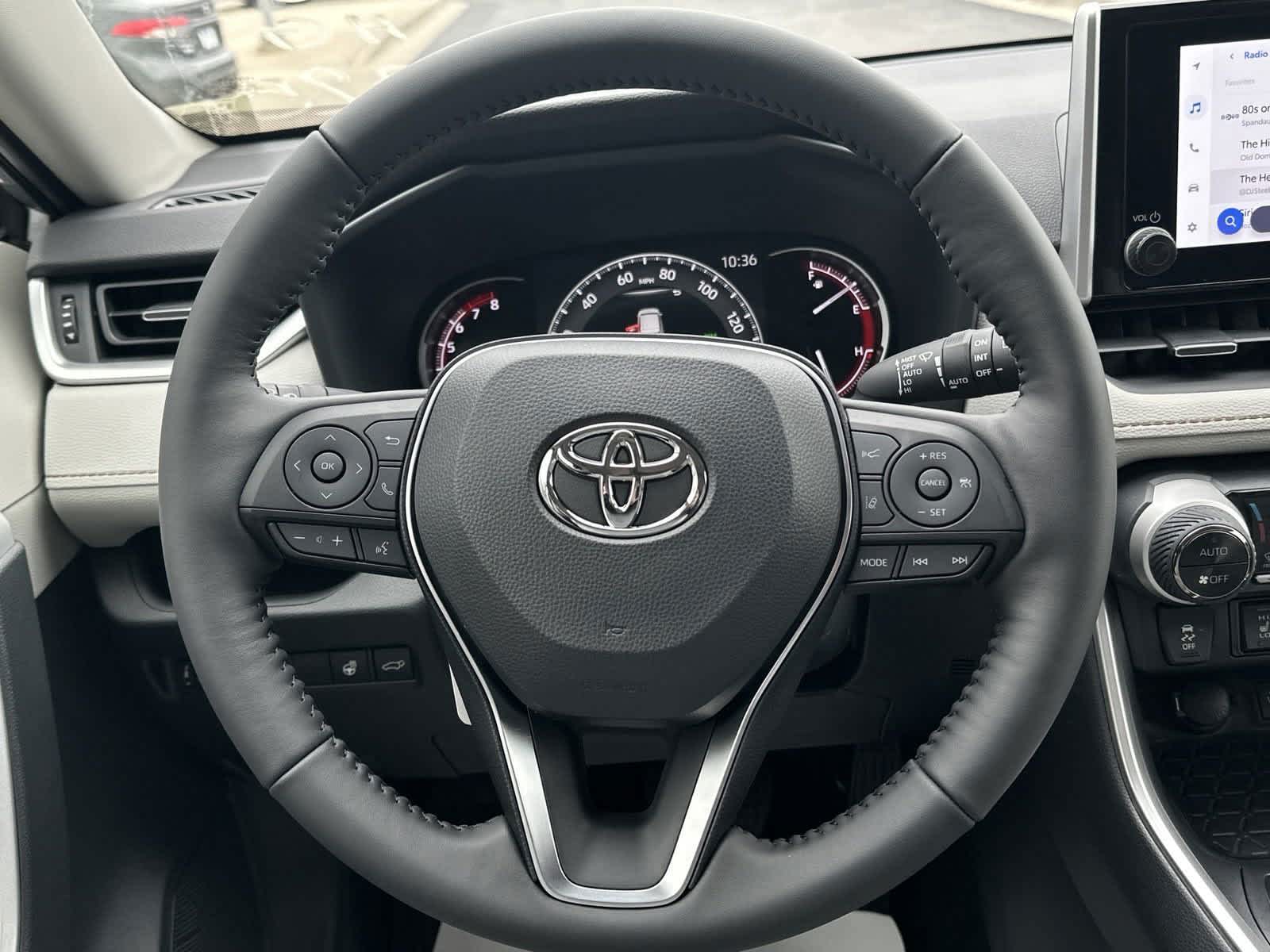 2024 Toyota RAV4 XLE Premium 19