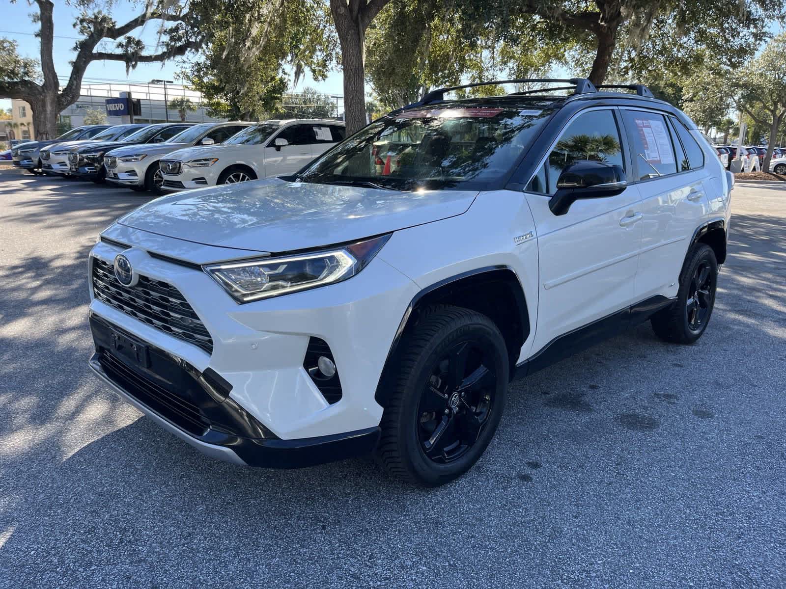 2020 Toyota RAV4 Hybrid XSE 4