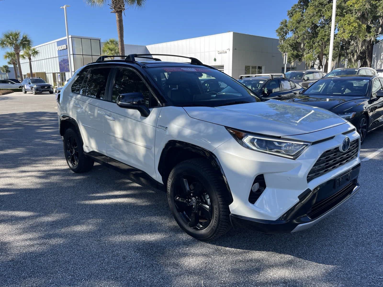 2020 Toyota RAV4 Hybrid XSE 2