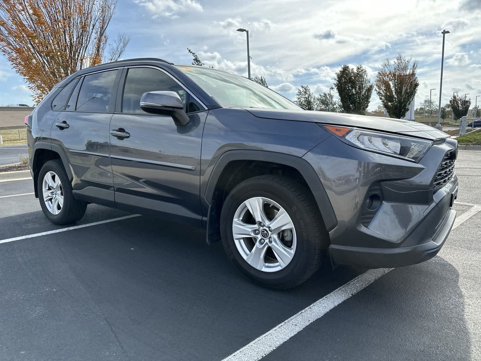 2019 Toyota RAV4 XLE 2