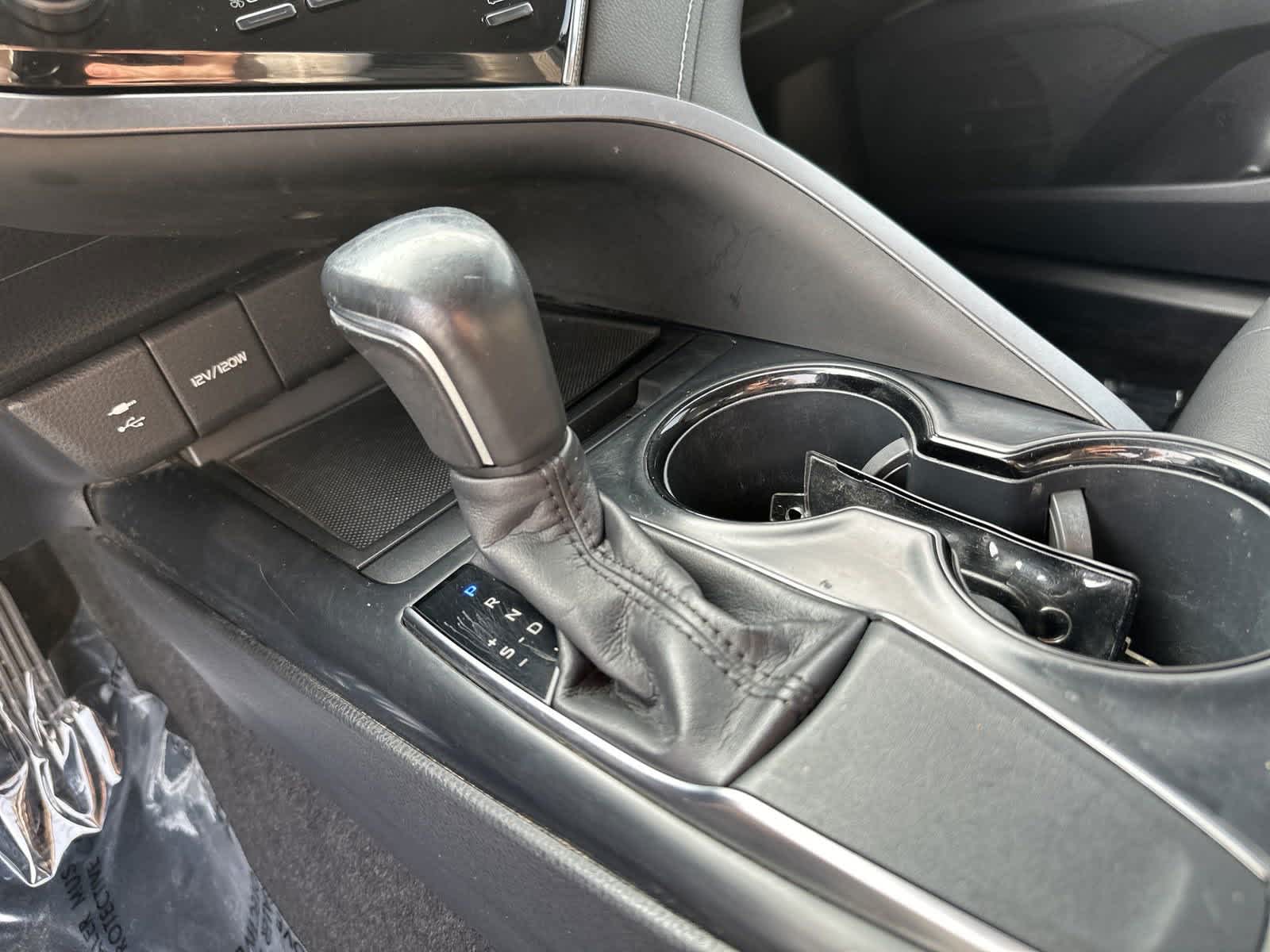 2018 Toyota Camry SE 25