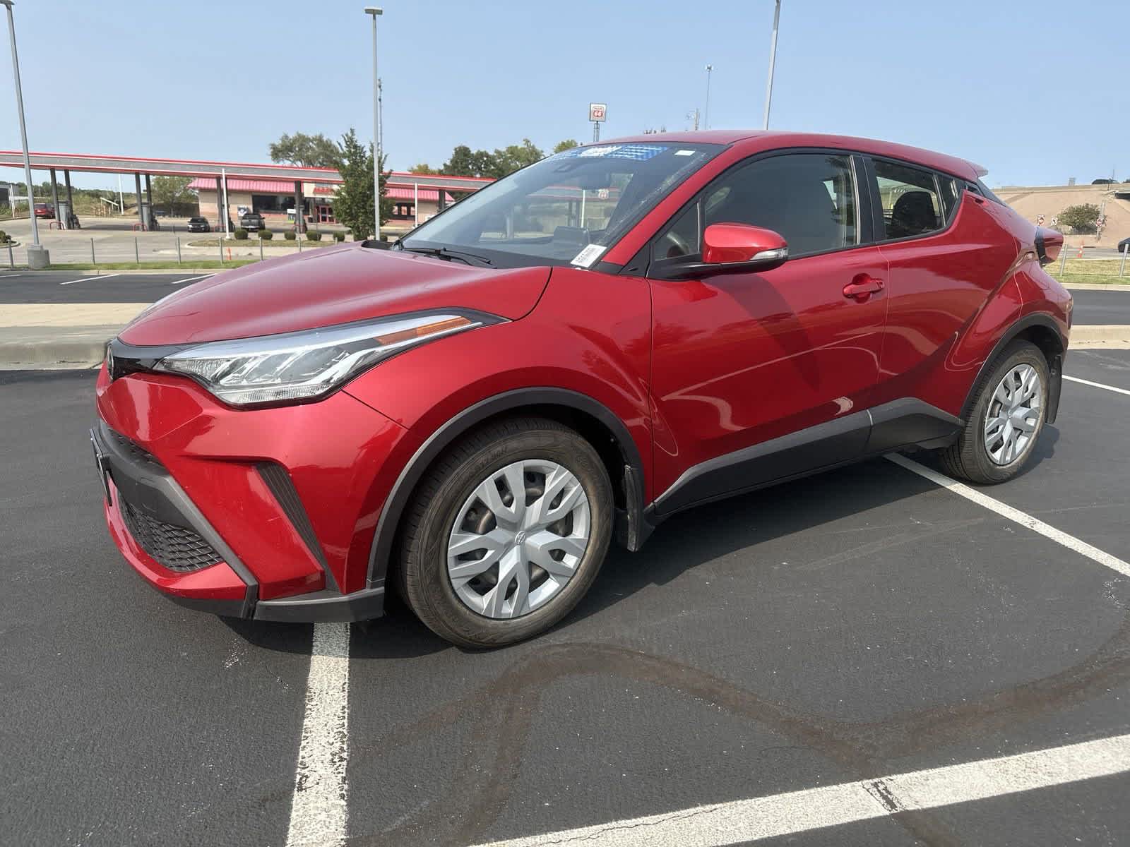 2020 Toyota C-HR LE 4