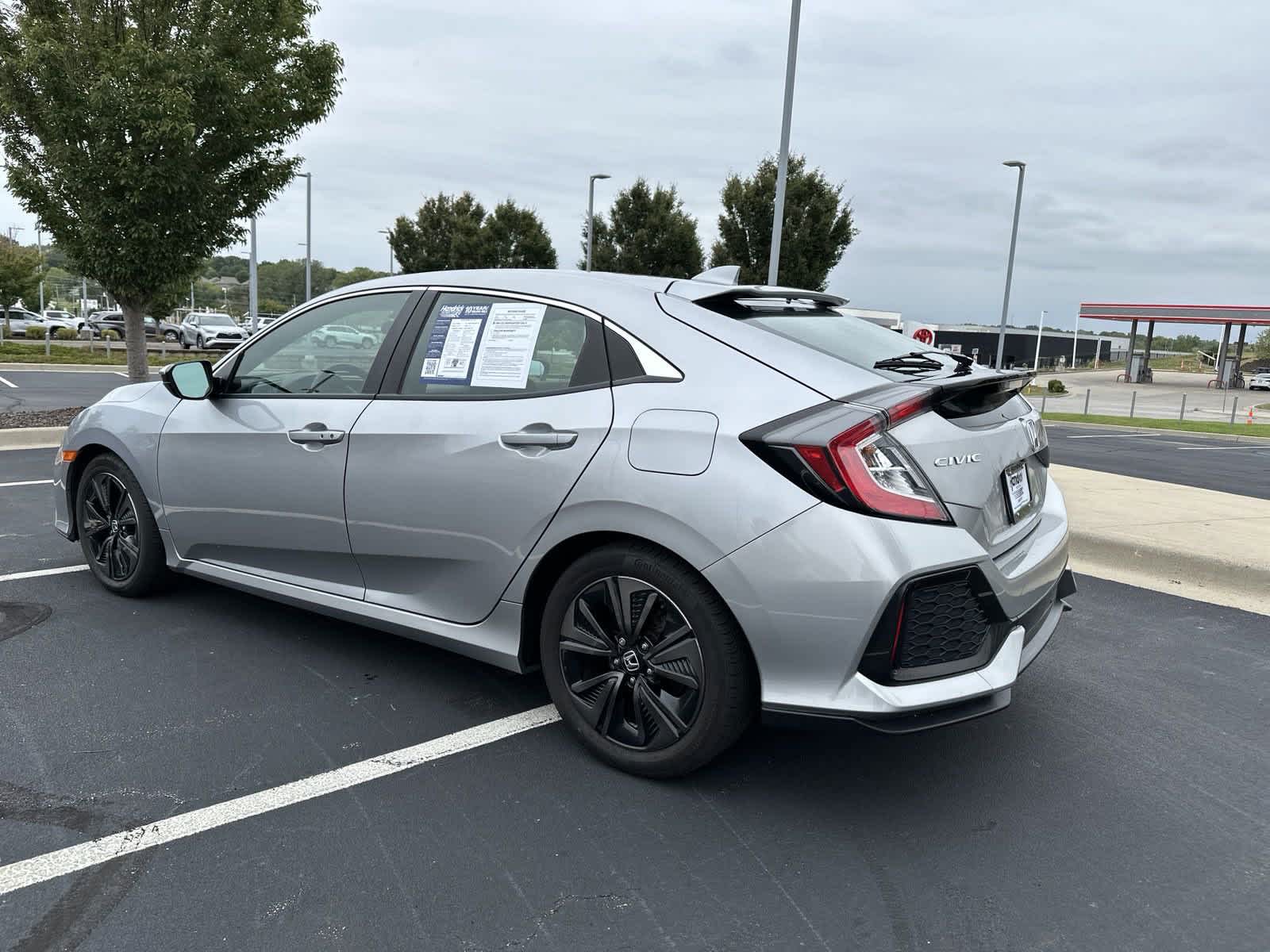 2018 Honda Civic Hatchback EX 6