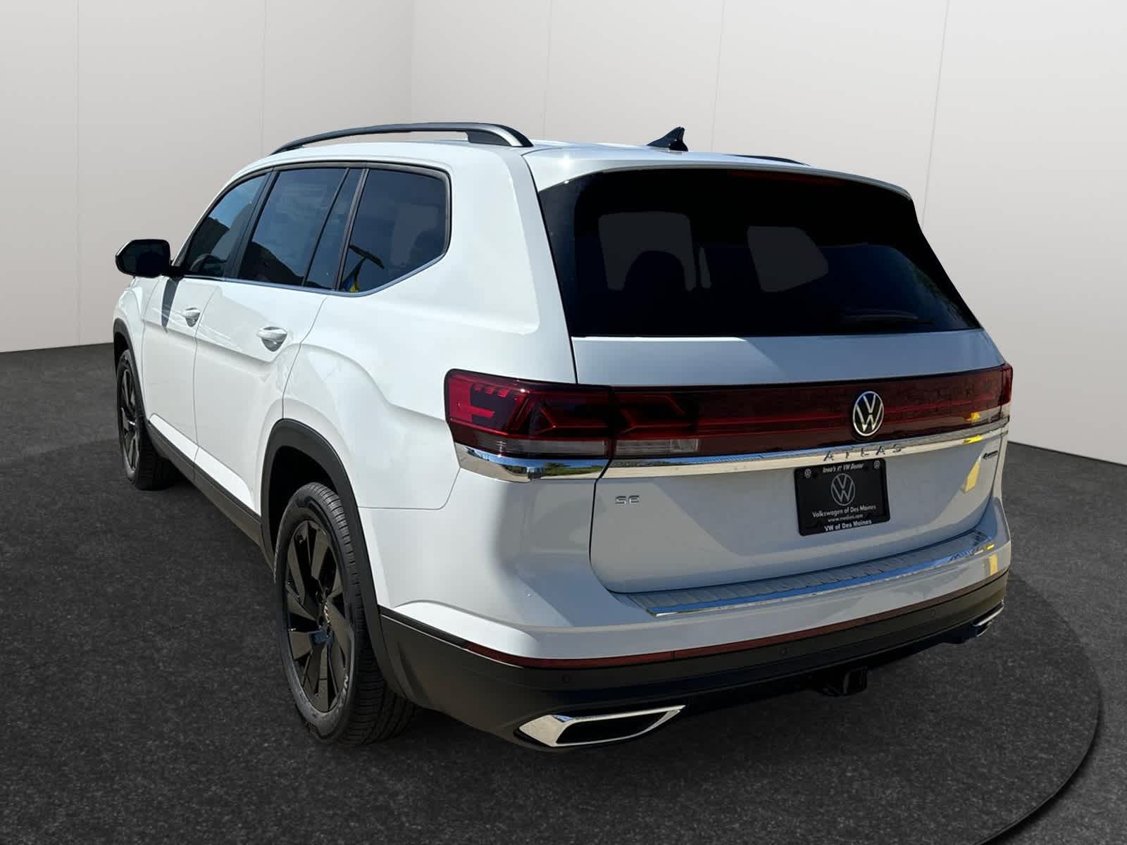 2024 Volkswagen Atlas 2.0T SE w/Technology 4