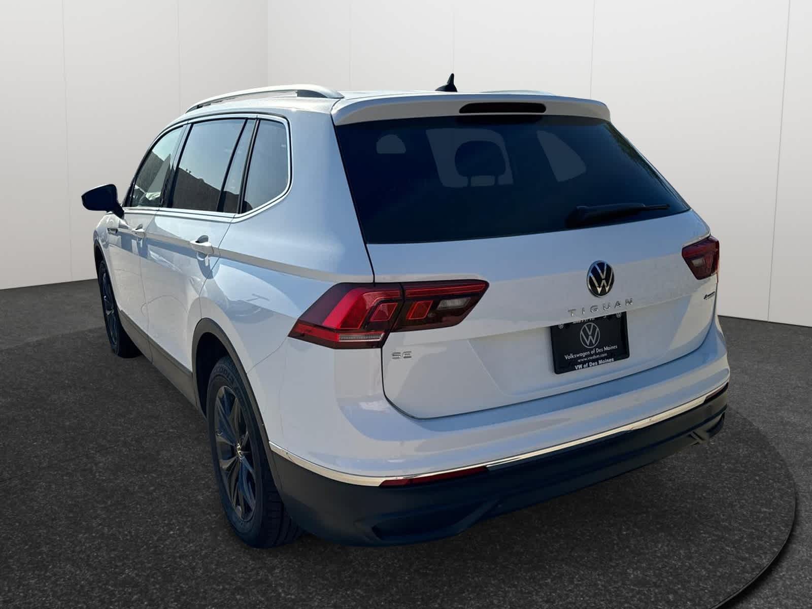 2024 Volkswagen Tiguan SE 4