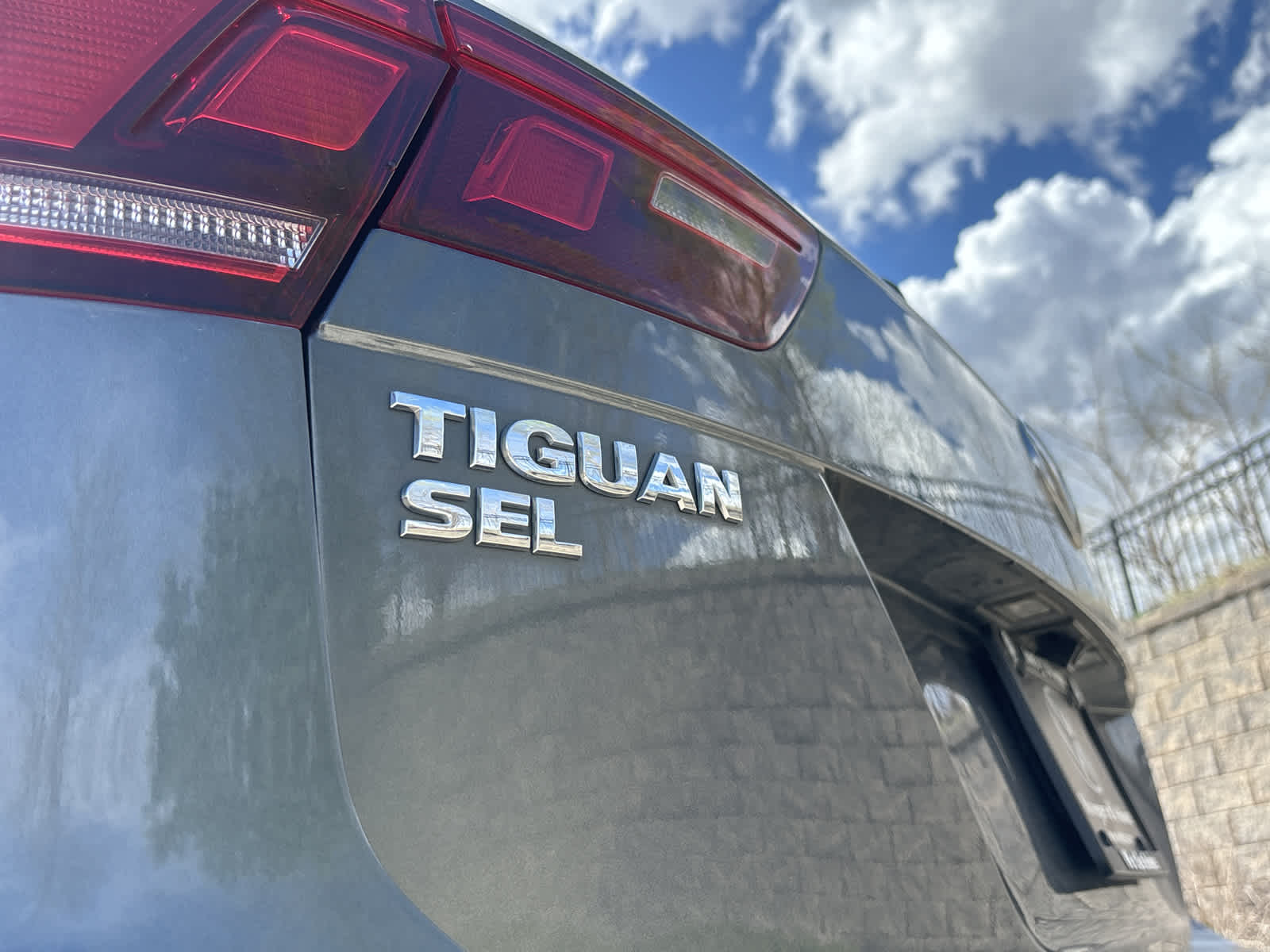 2020 Volkswagen Tiguan SEL Premium R-Line 7