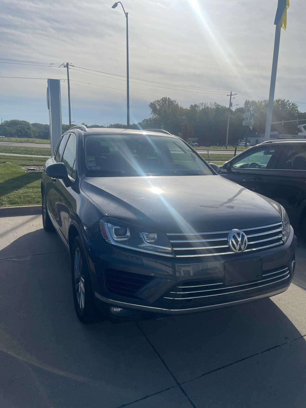 2016 Volkswagen Touareg Lux 3