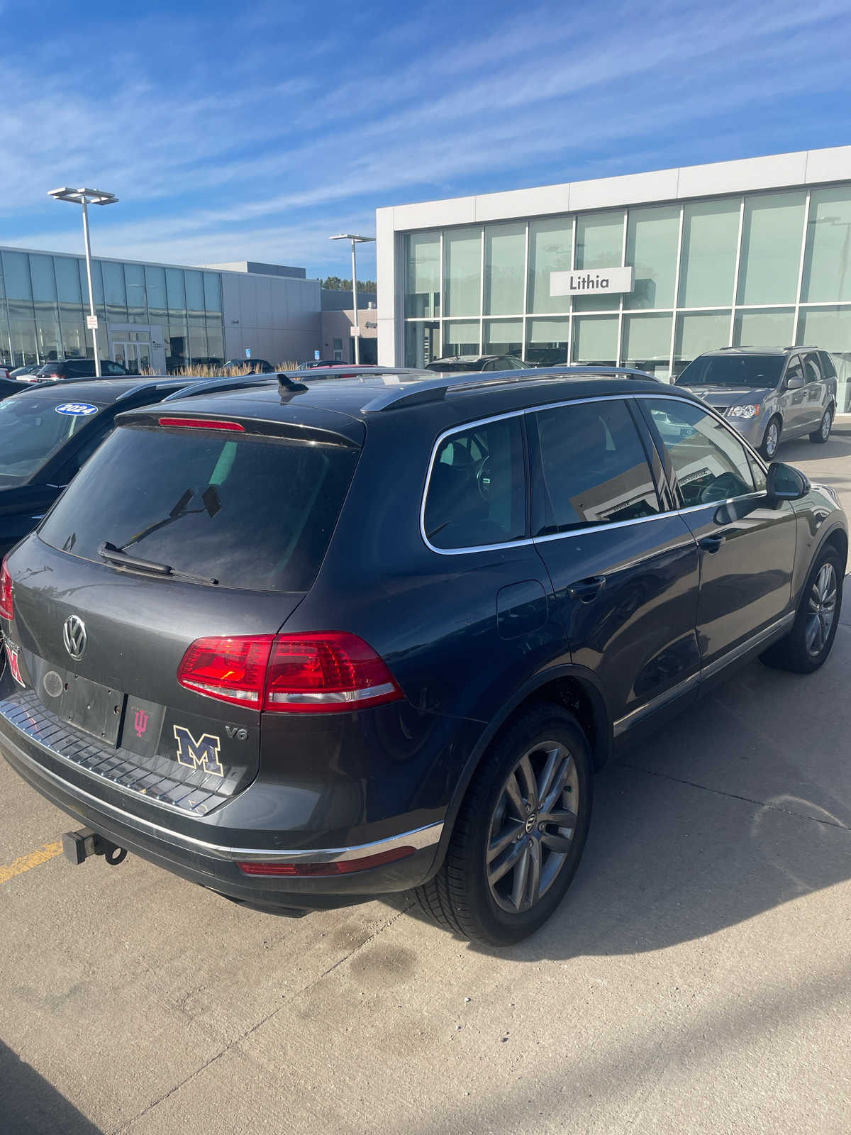 2016 Volkswagen Touareg Lux 2