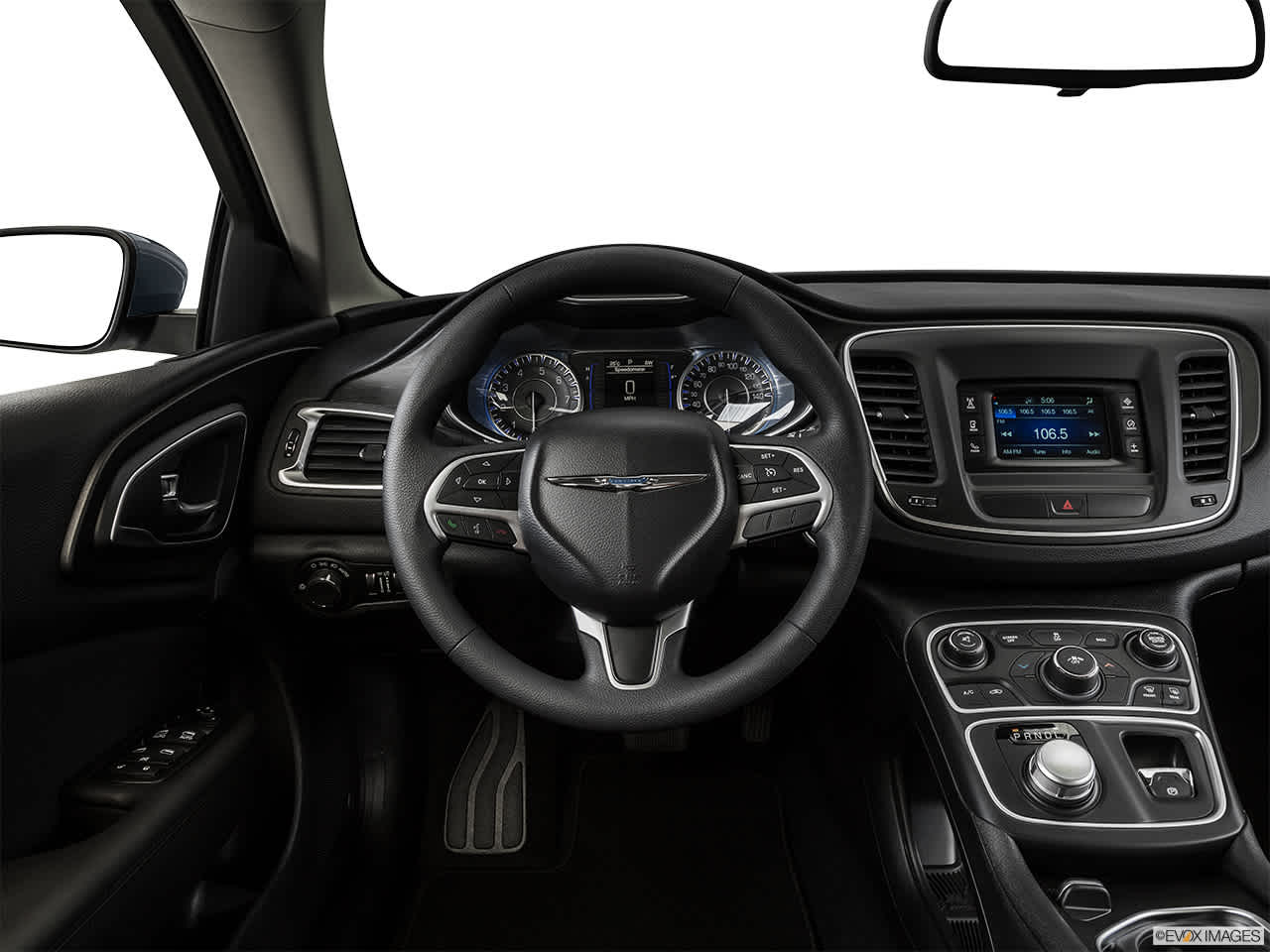 2015 Chrysler 200 Limited 12