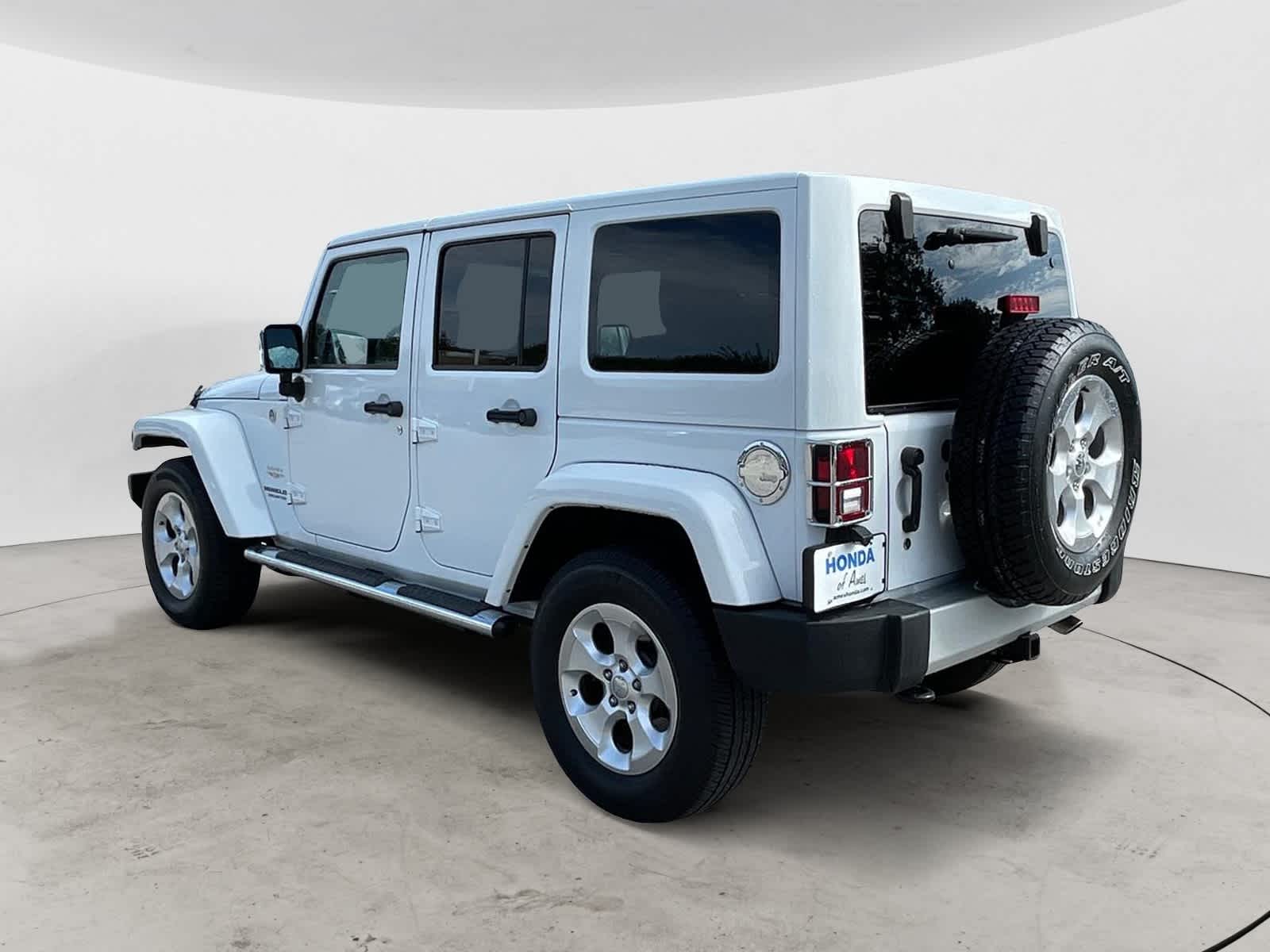 2014 Jeep Wrangler Unlimited Sahara 4