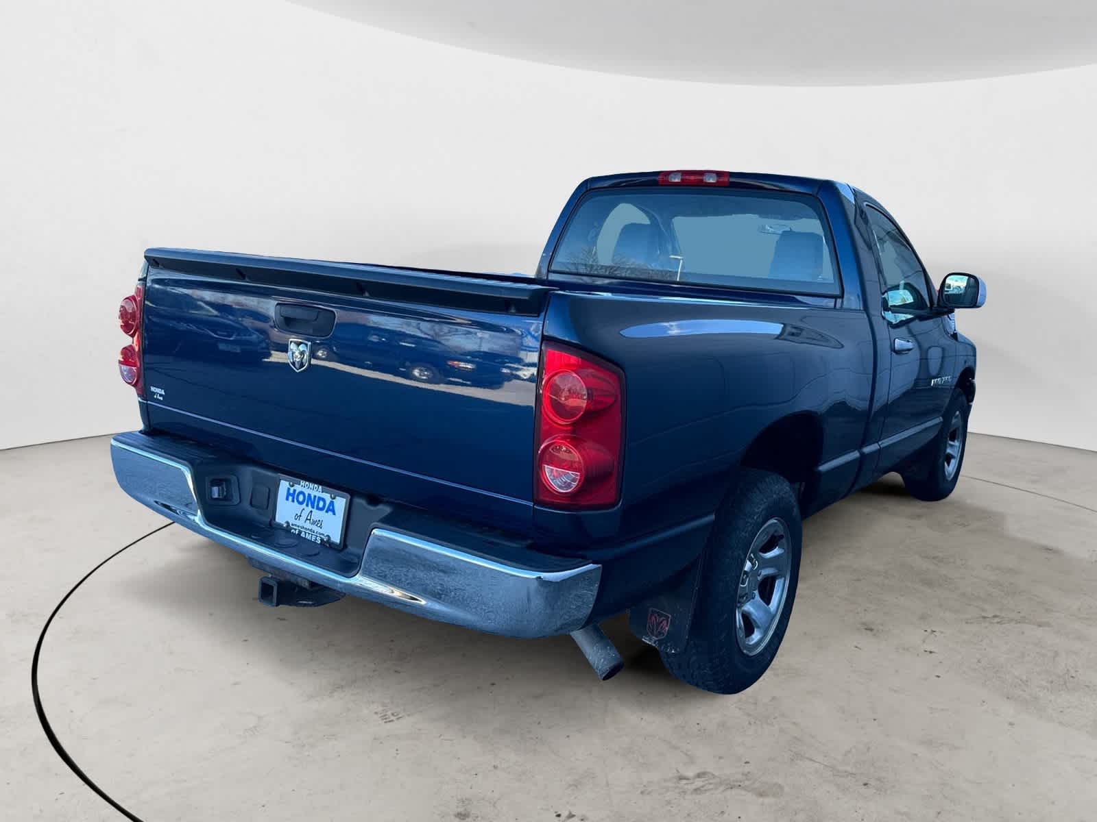 2007 Dodge Ram 1500 ST 2WD Reg Cab 120.5 6