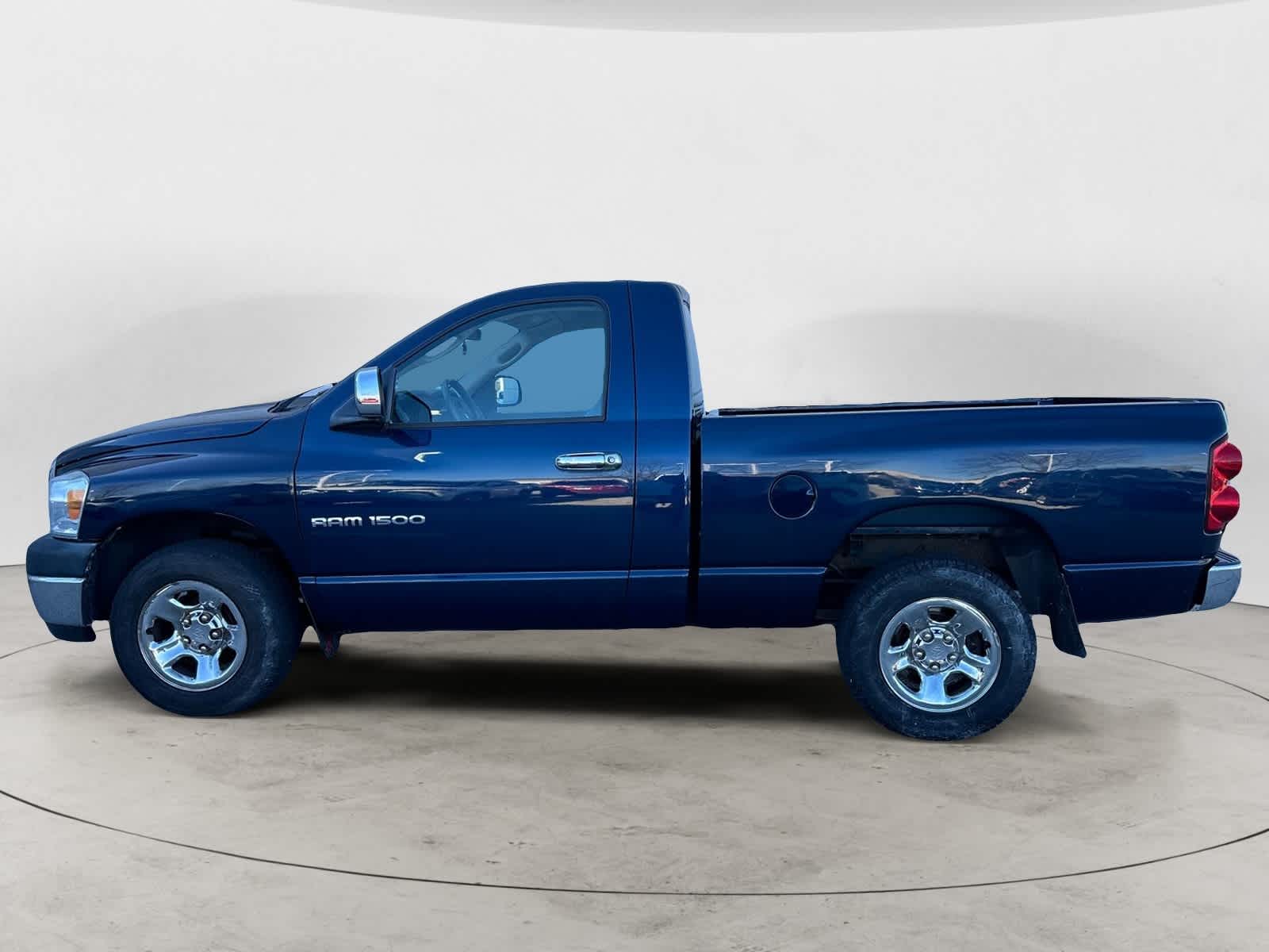 2007 Dodge Ram 1500 ST 2WD Reg Cab 120.5 3