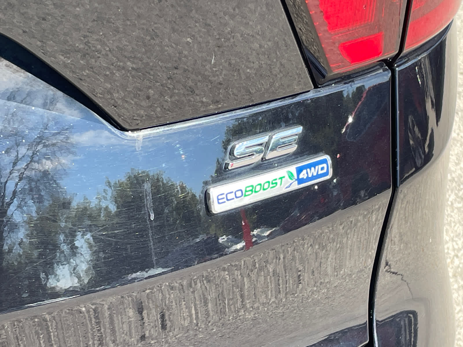 2019 Ford Escape SE 19