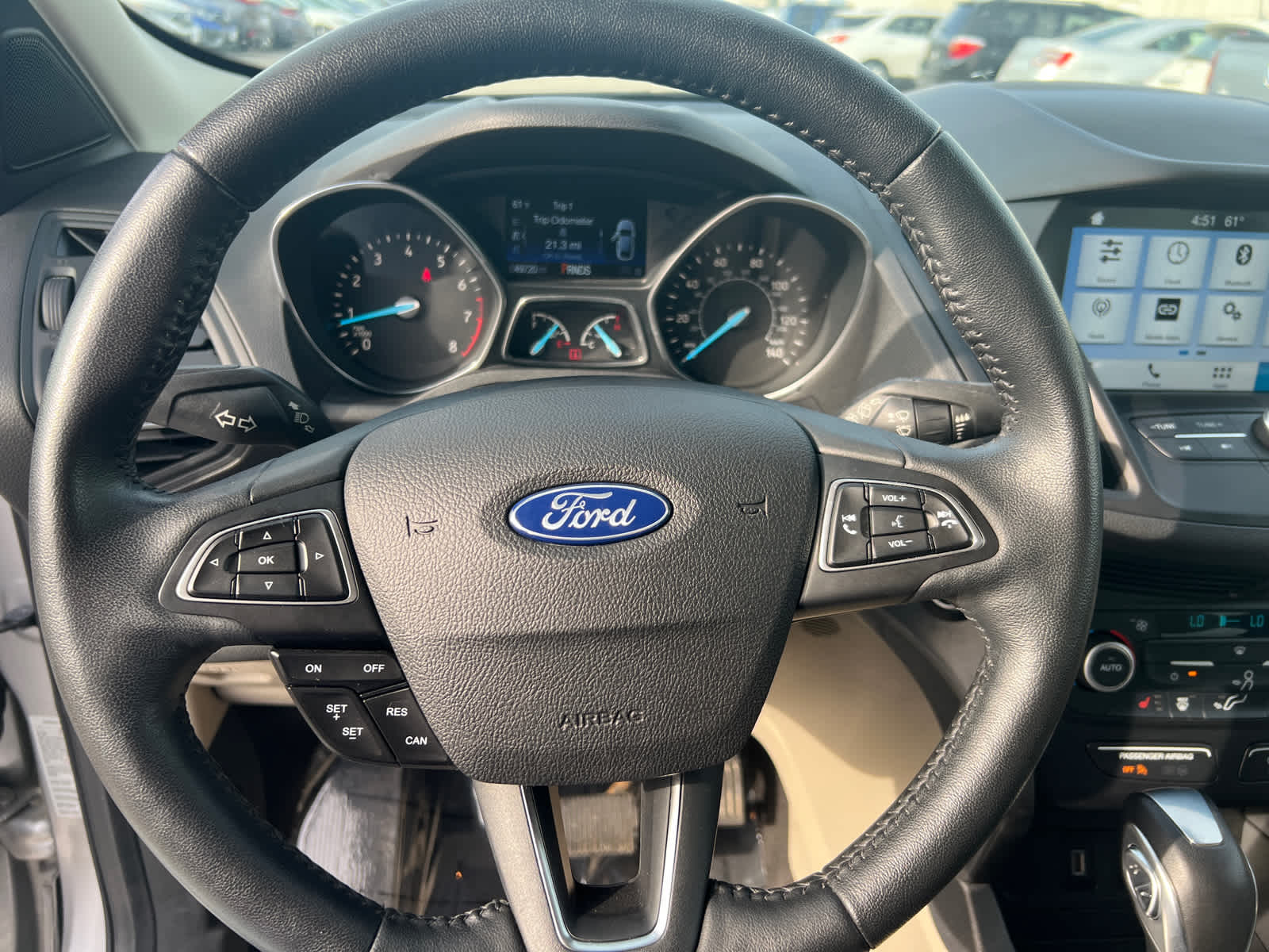 2019 Ford Escape SEL 9