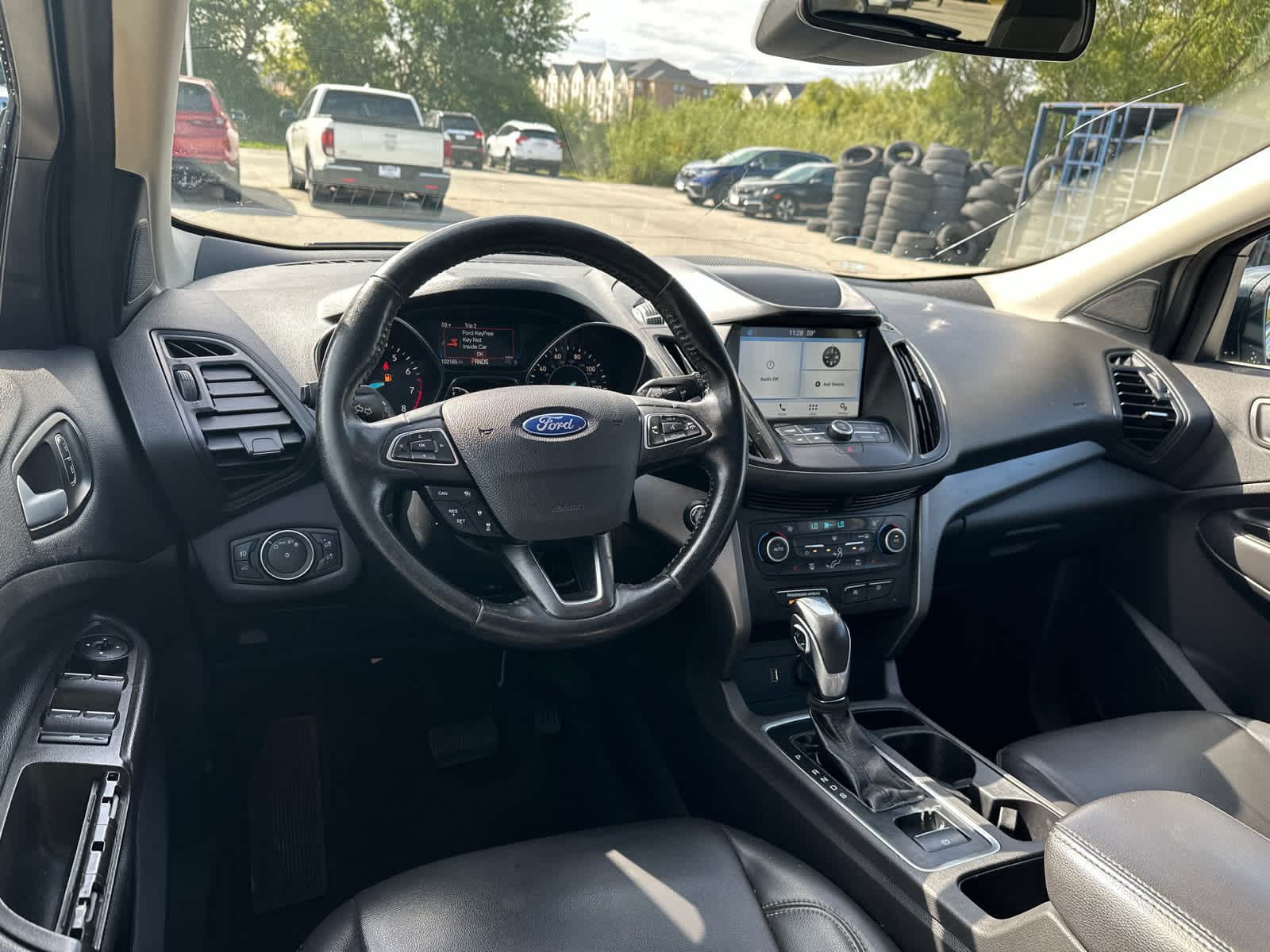 2019 Ford Escape SEL 24