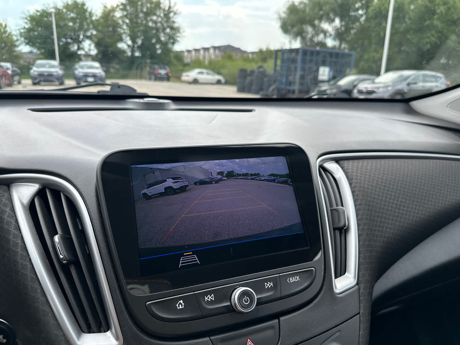 2019 Chevrolet Malibu LS 12