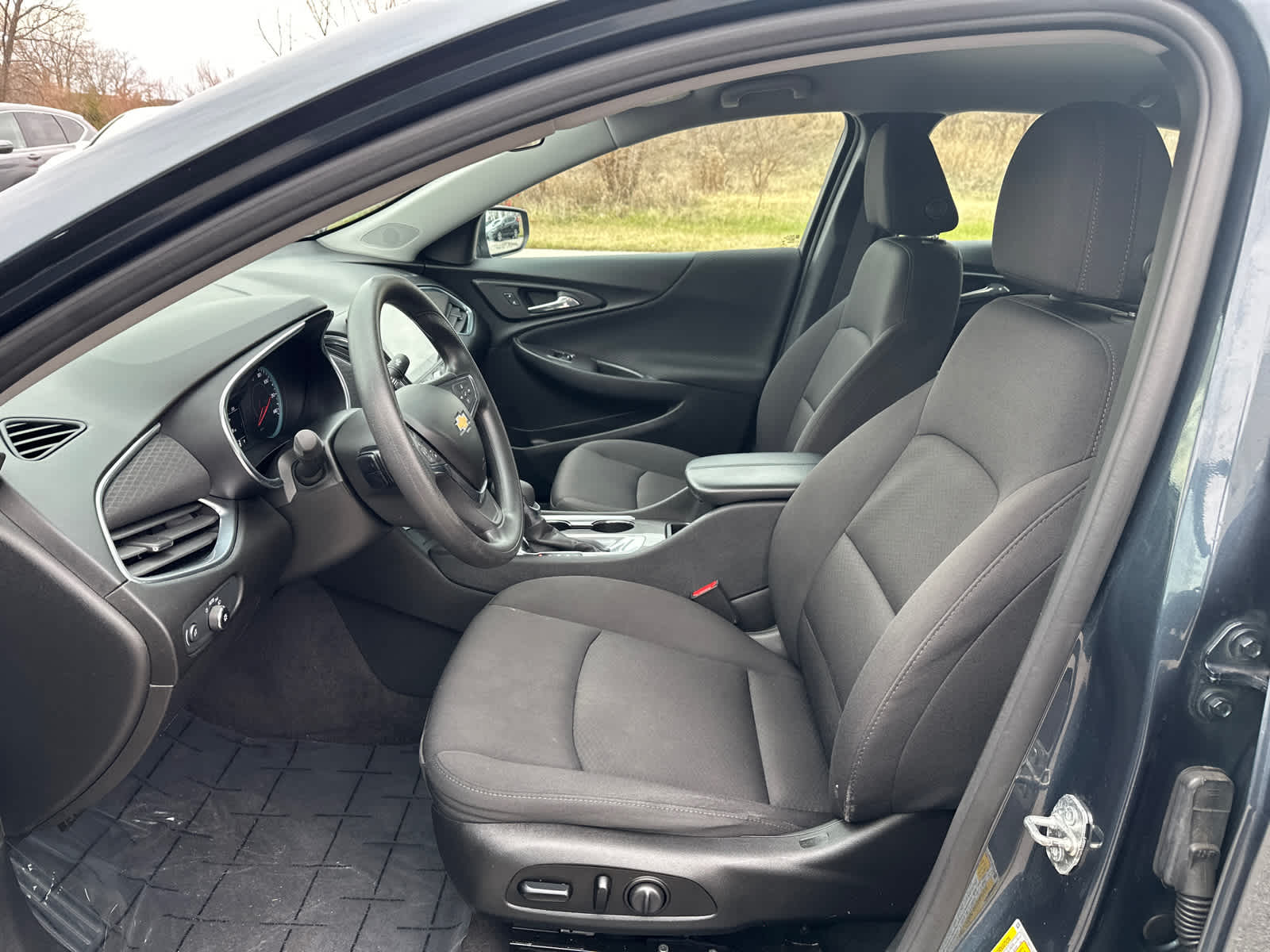 2021 Chevrolet Malibu LT 9