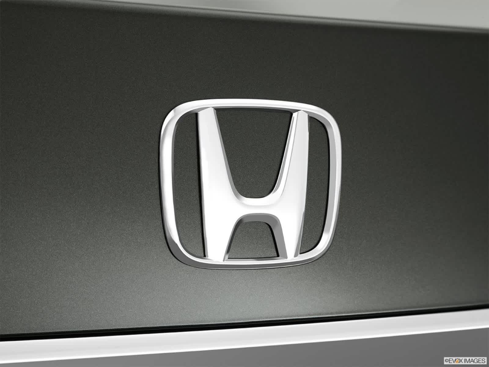 2014 Honda Accord LX 24