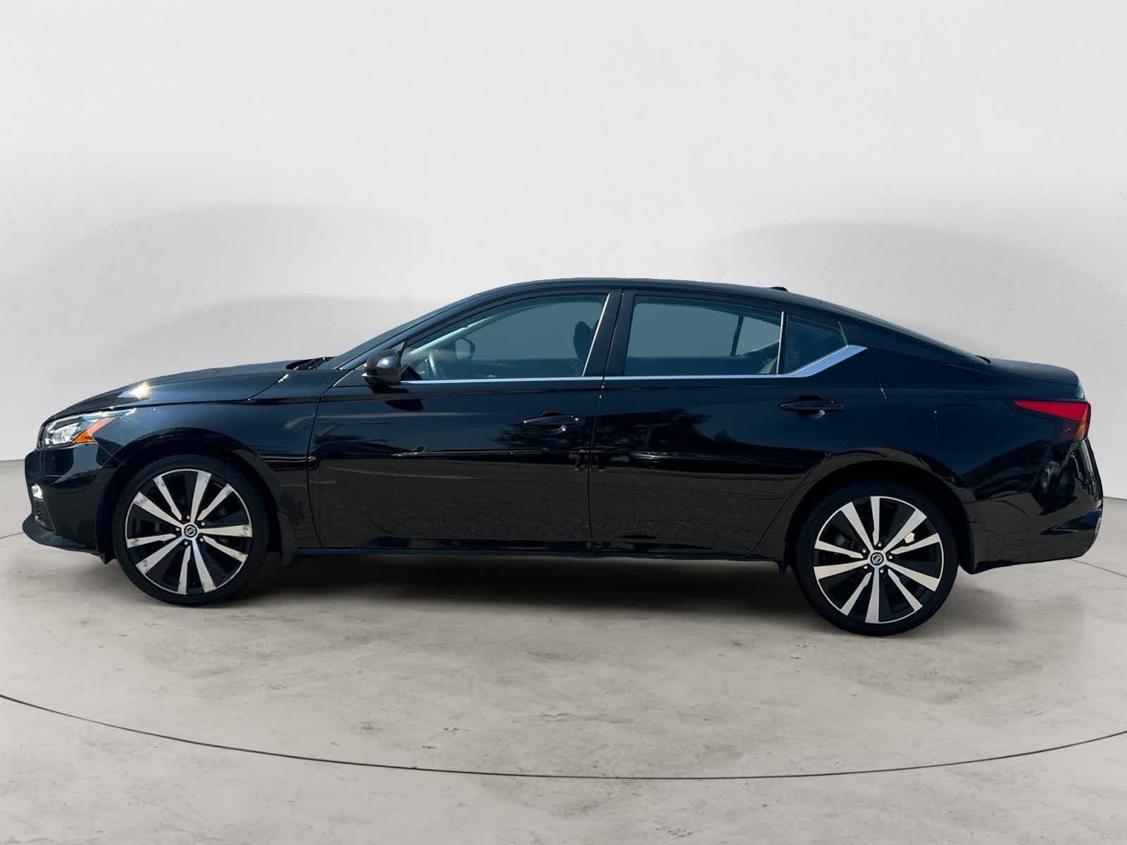 2020 Nissan Altima 2.5 SR 3