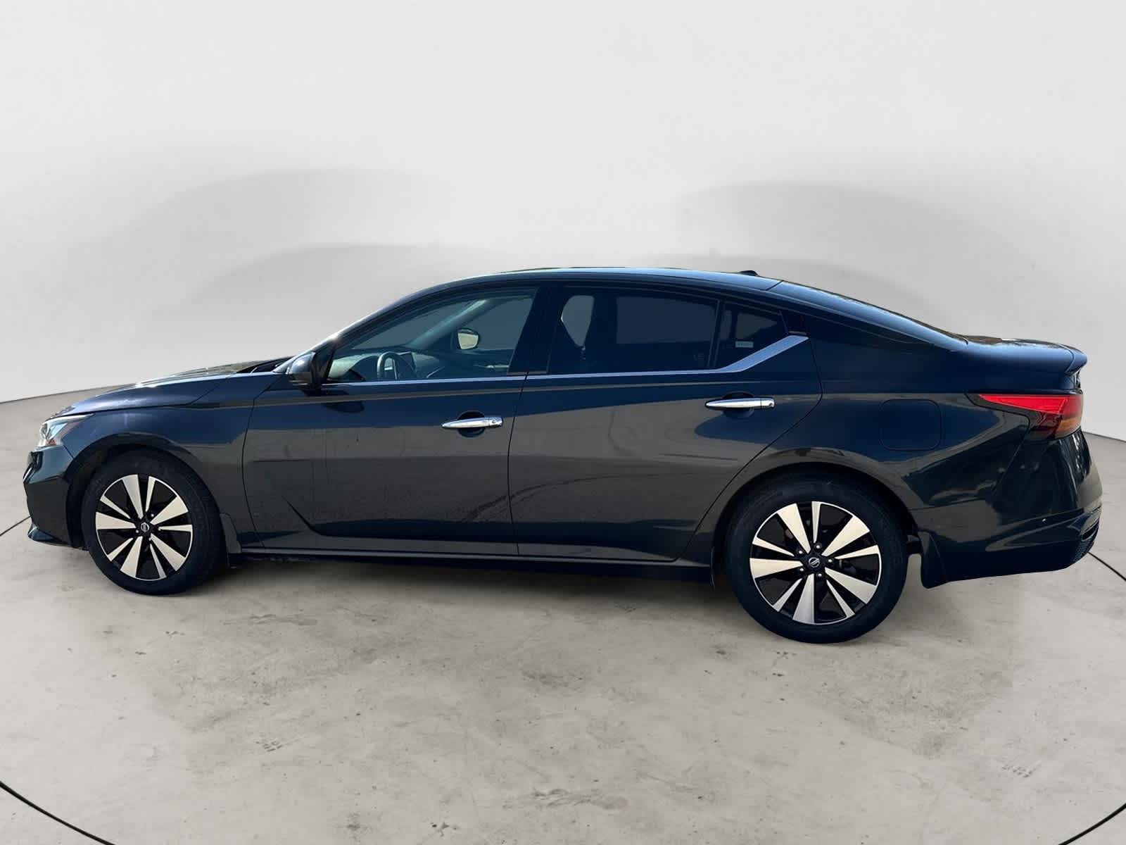 2019 Nissan Altima 2.5 SV 3