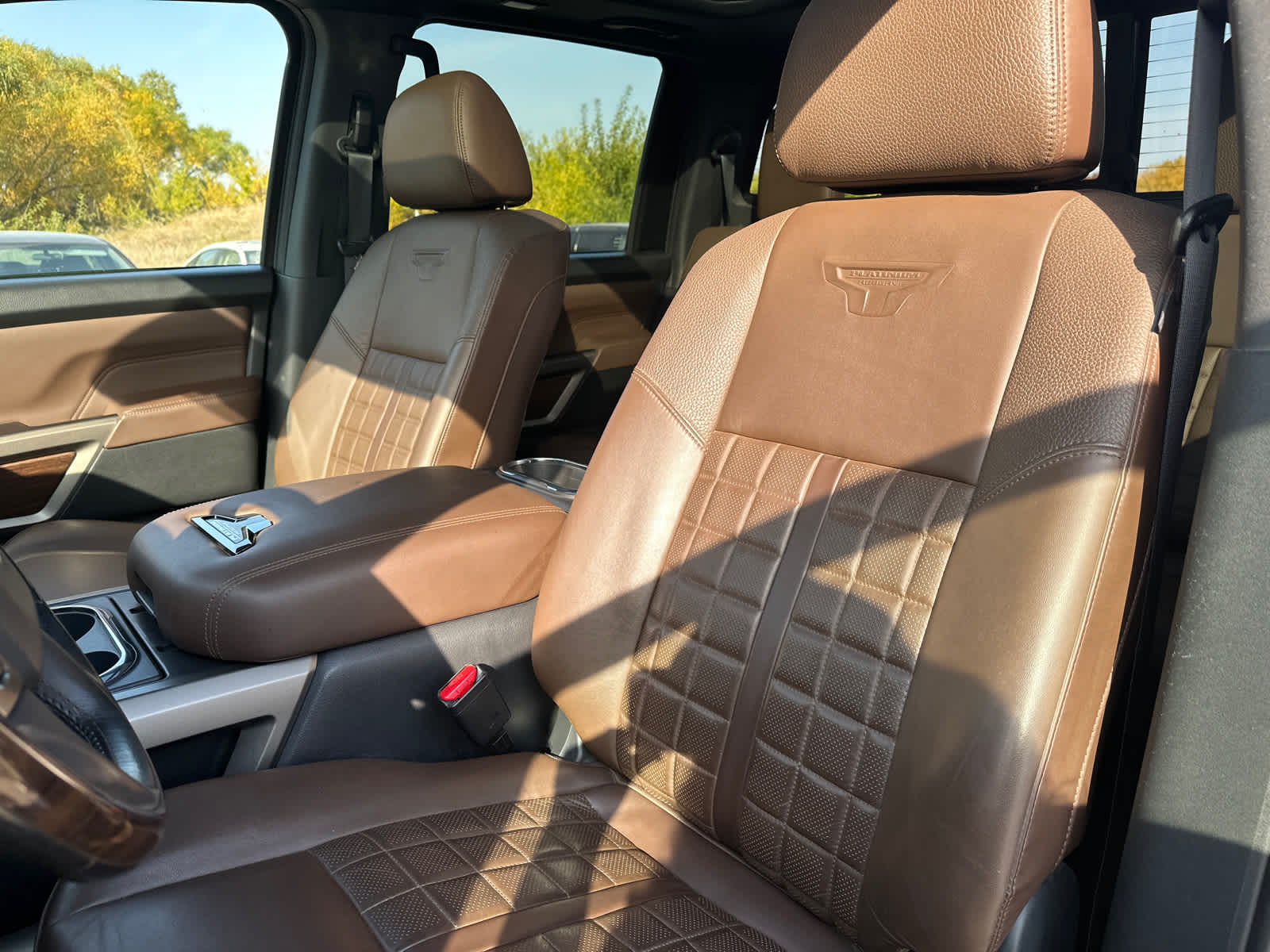 2021 Nissan Titan Platinum Reserve 4x4 Crew Cab 28