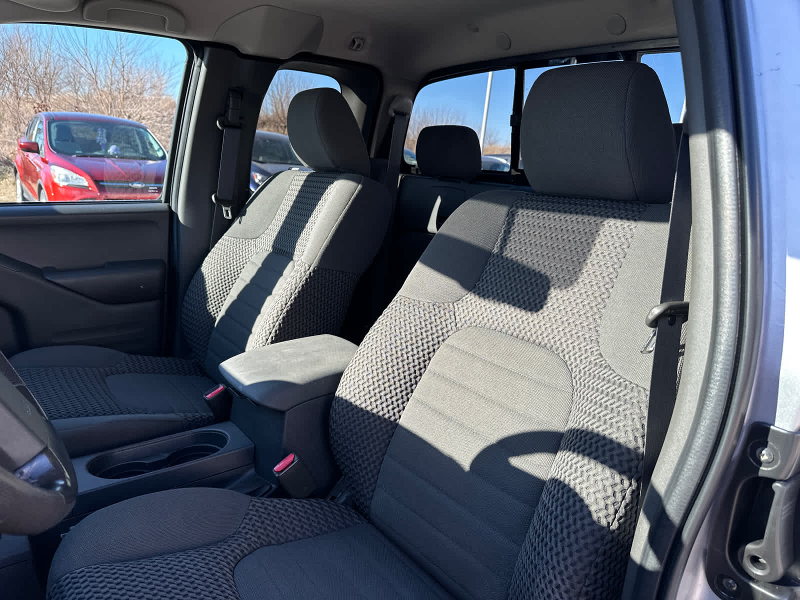 2016 Nissan Frontier SV 4WD King Cab Auto 27