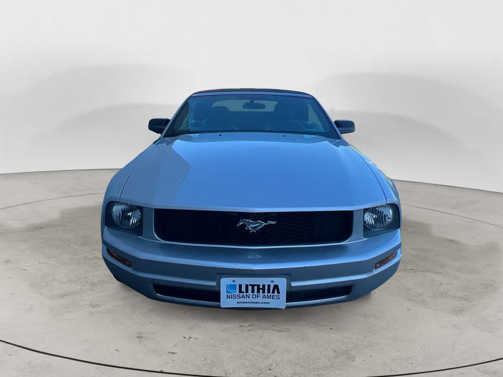 2009 Ford Mustang  2