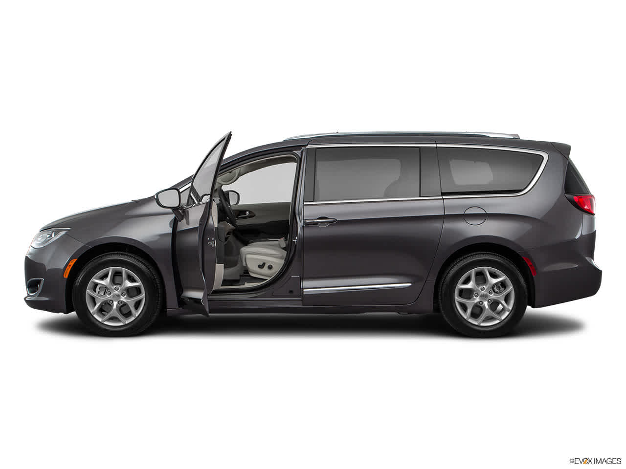 2017 Chrysler Pacifica Touring-L Plus 4